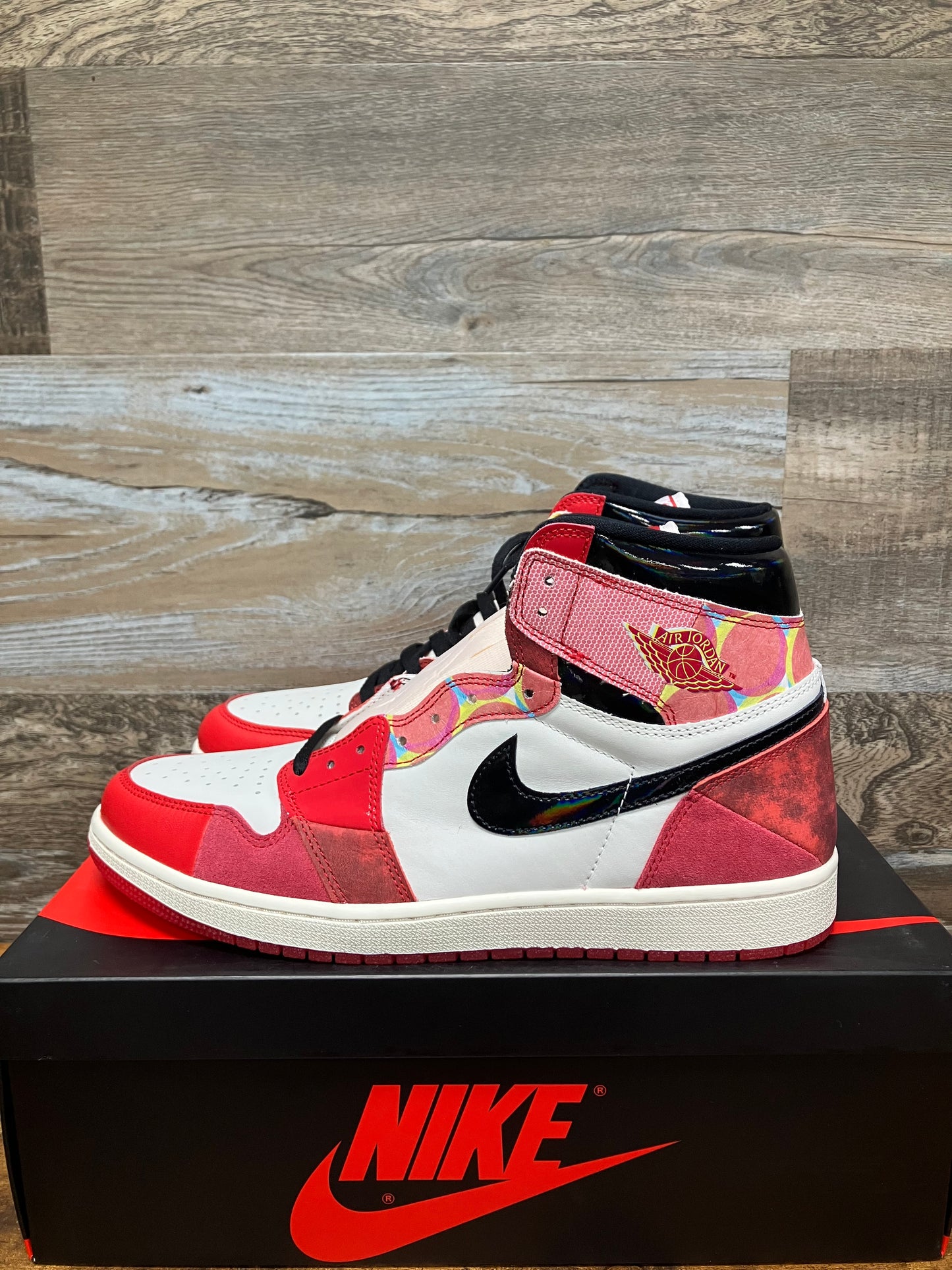 12.5-Jordan 1 Retro OG x Marvel High Next Chapter