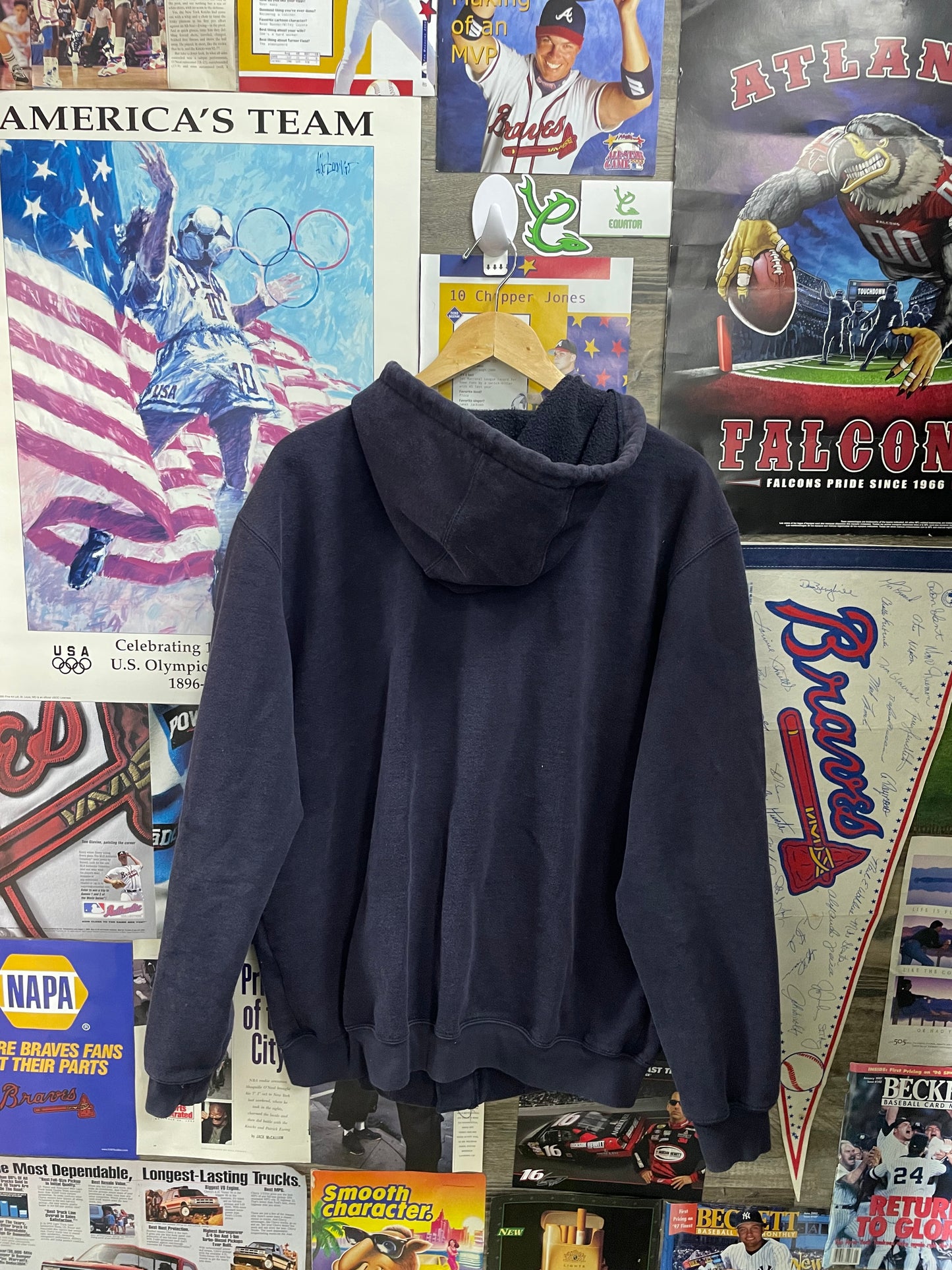L - Carhartt Zip Up hoodie