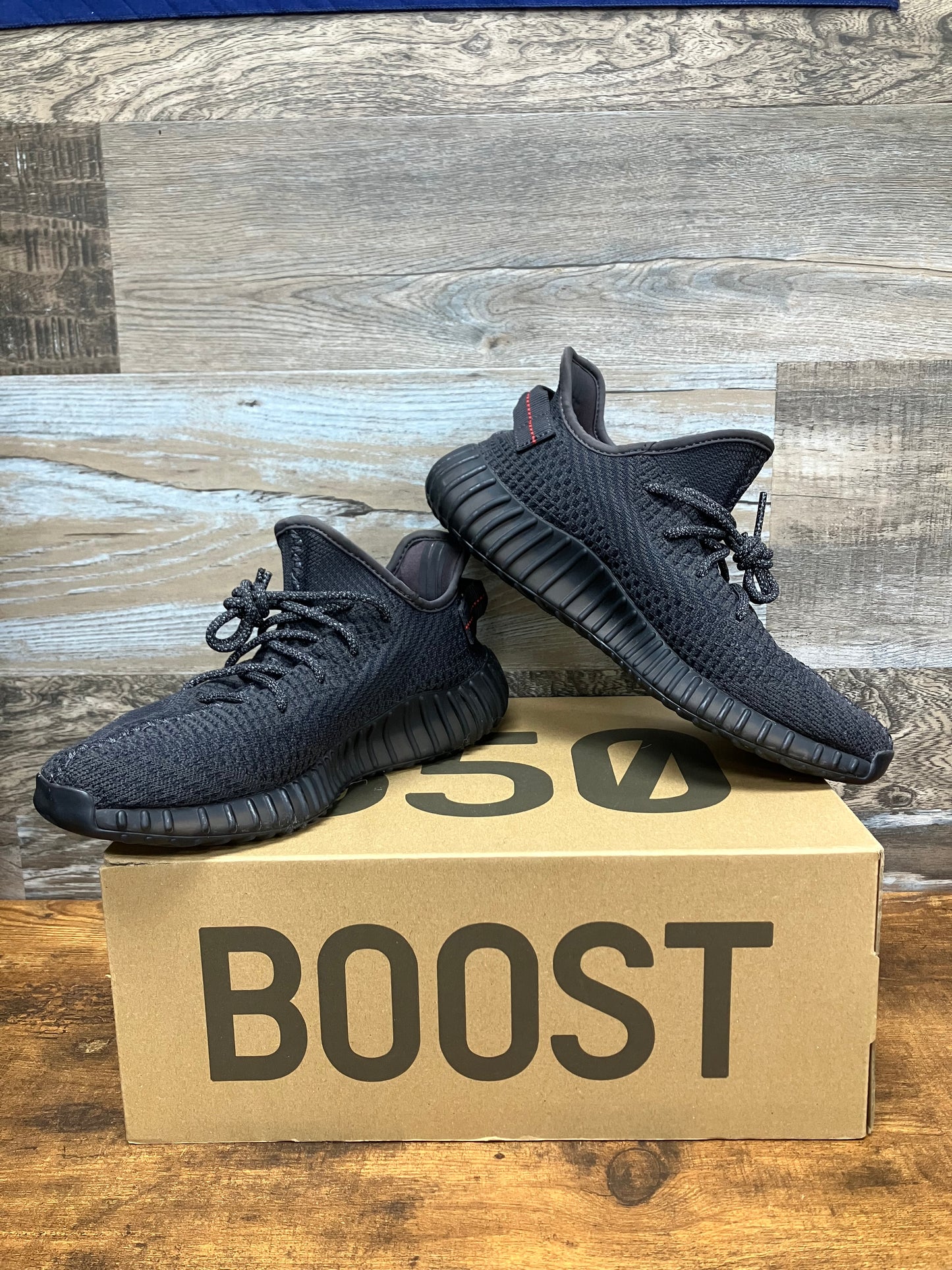 Yeezy 350 Black Static 9.5