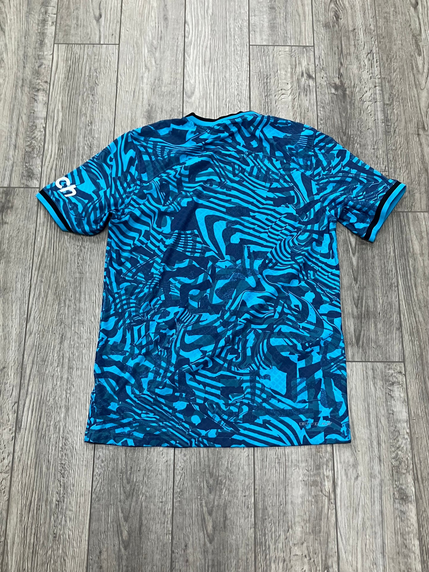 Tottenham 2022/23 third Kit Size Medium