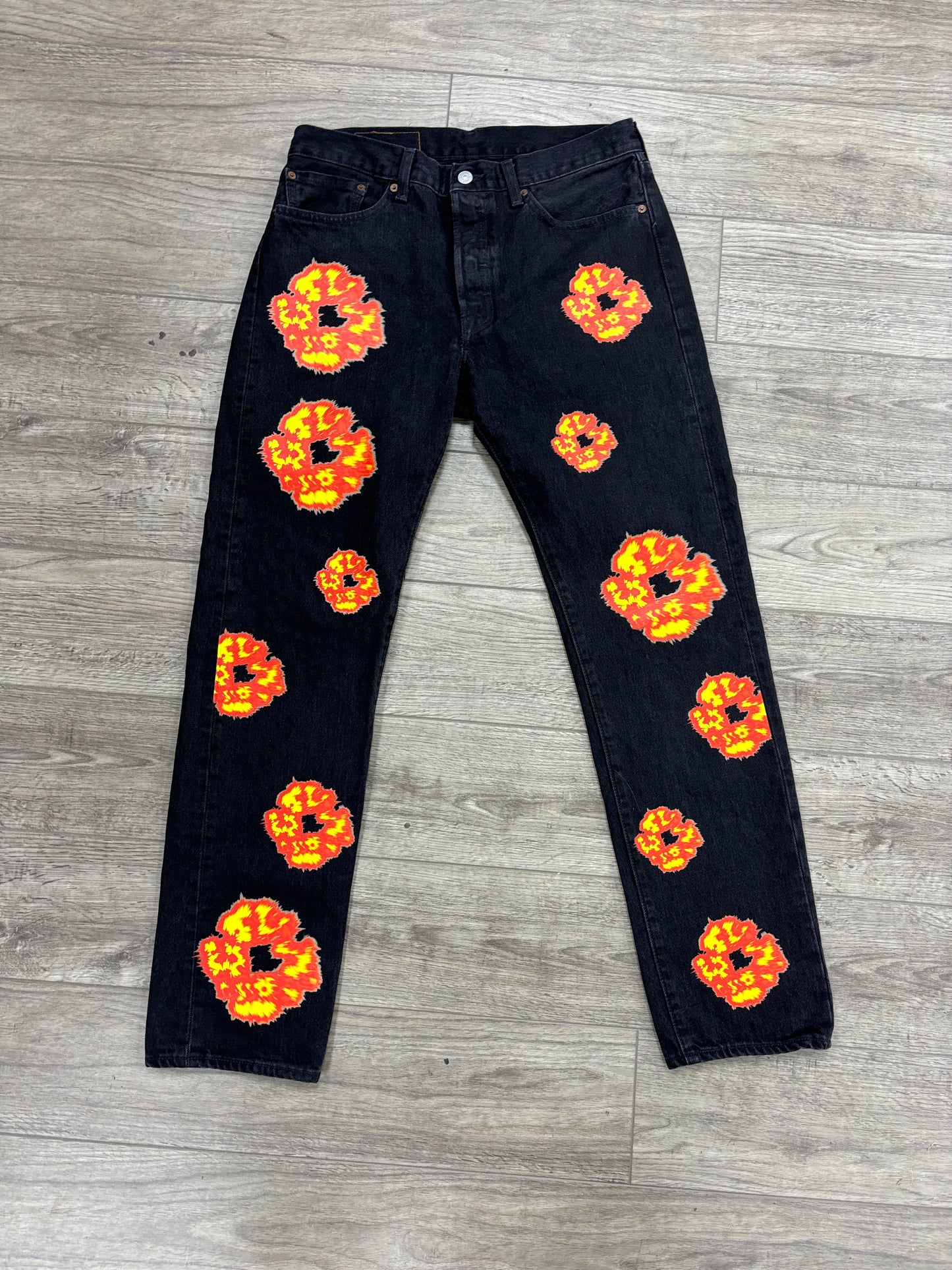 Offset Levi’s denim tears jeans 32x32
