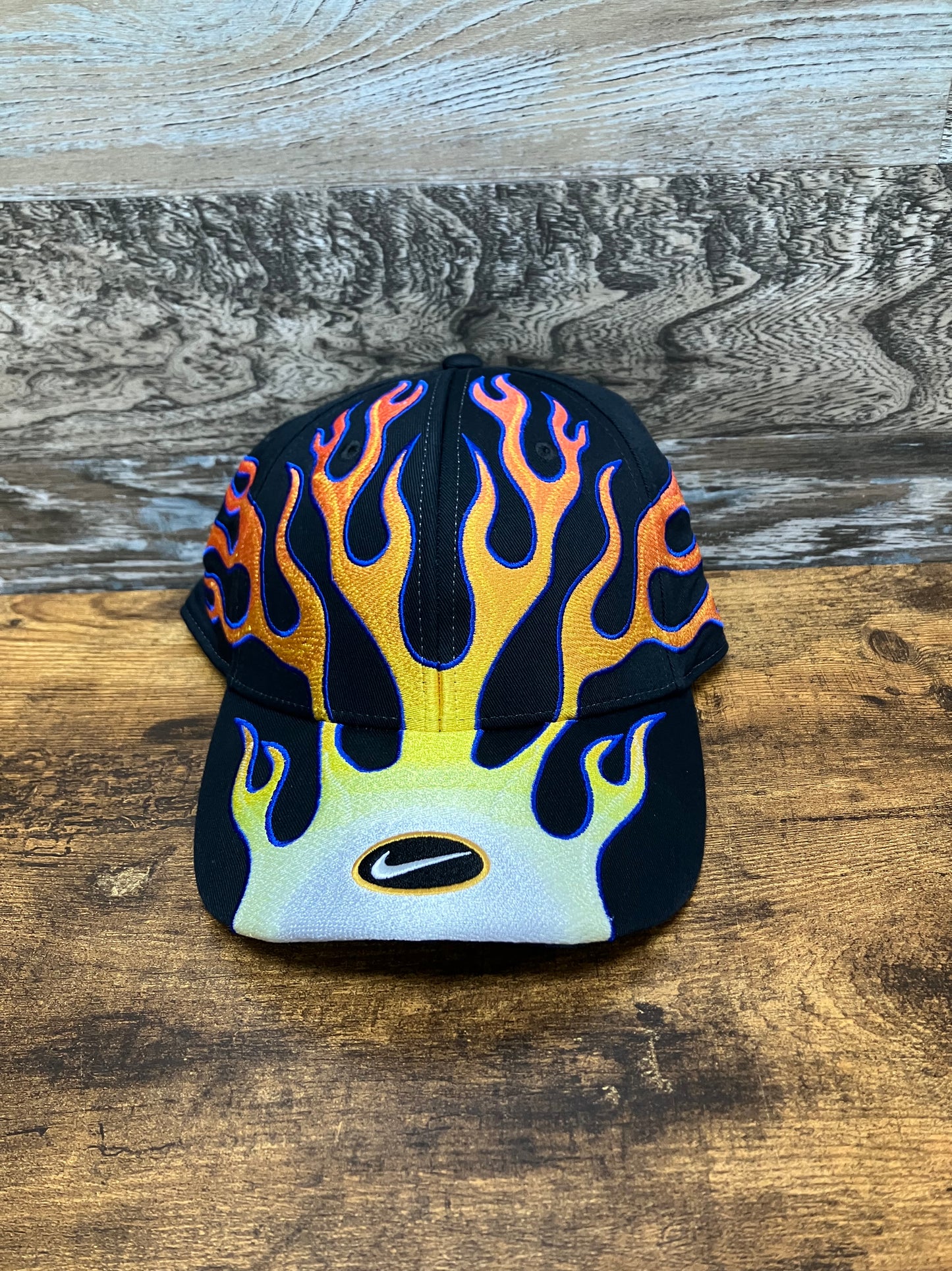 Nike Flame Hat Size M/L