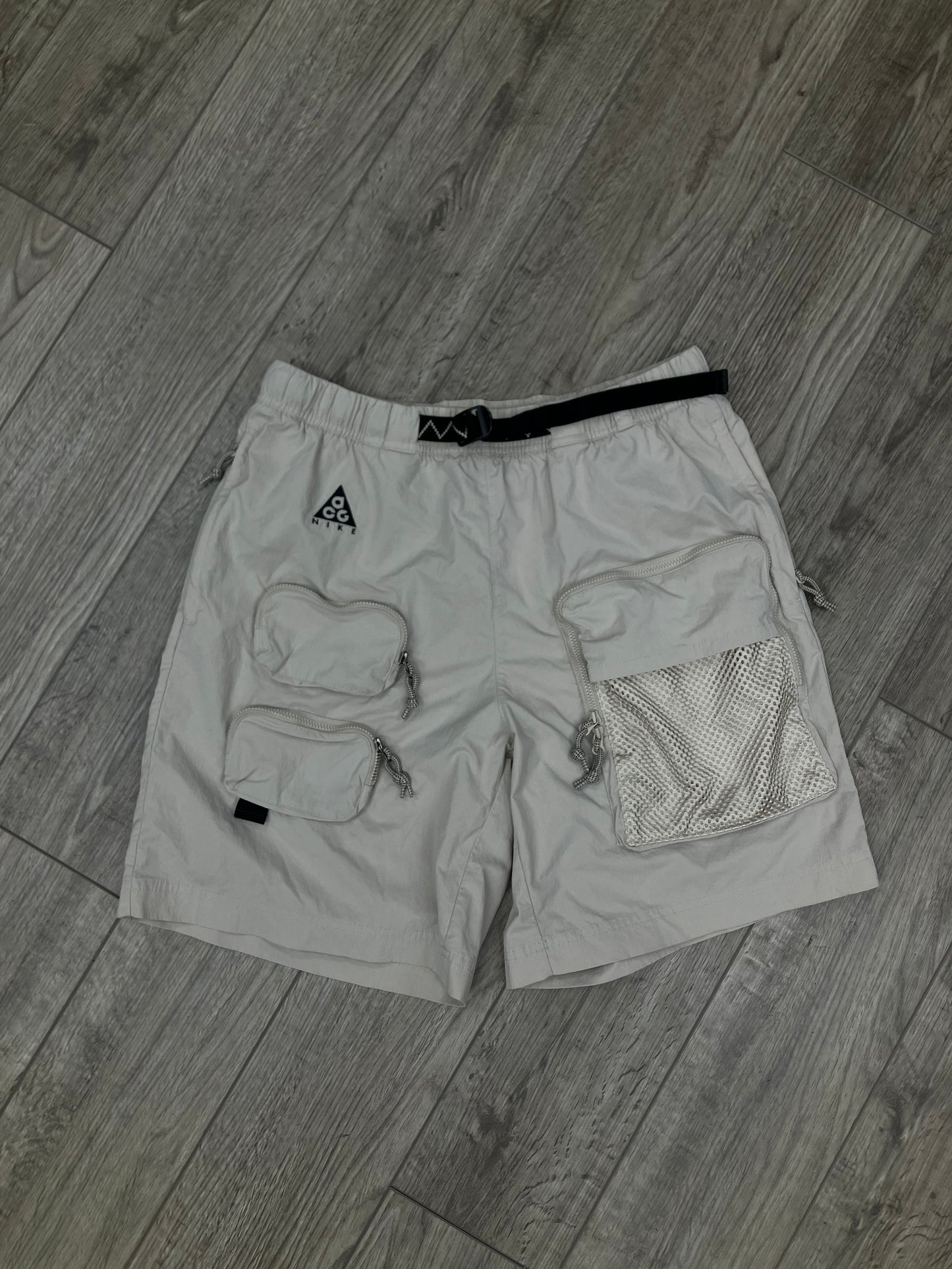 Nike ACG ‘Snowgrass’ Multiple pockets Cargos S