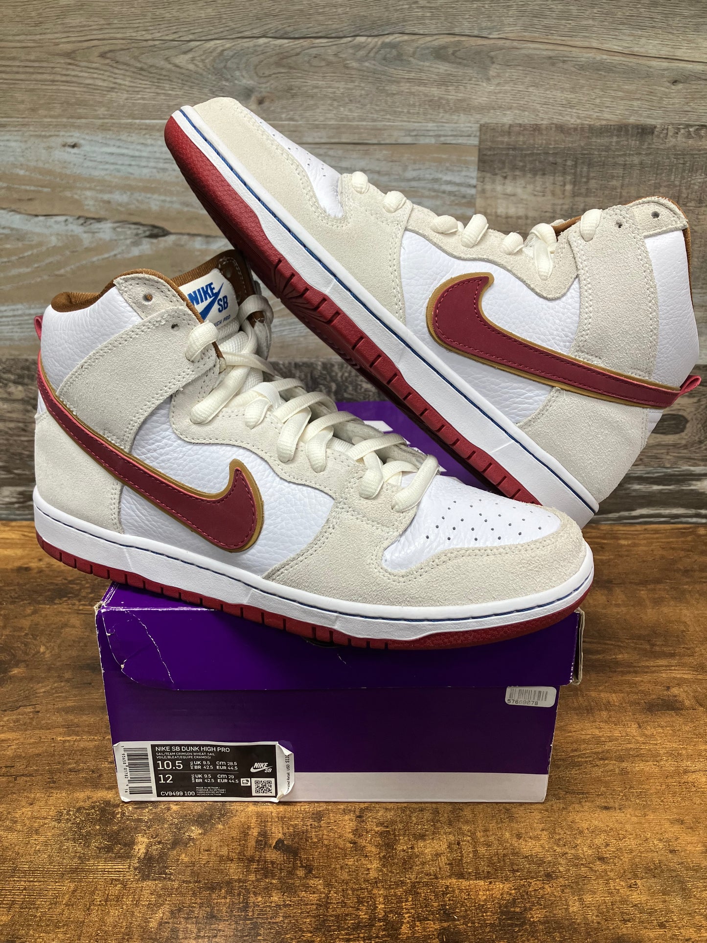 Dunk high Bright crimson Size 10.5
