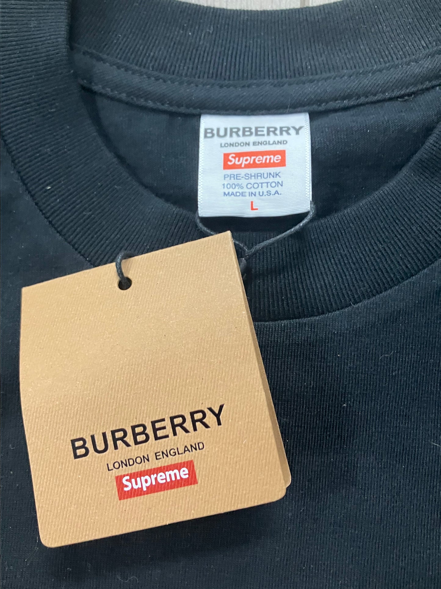 Supreme Burberry Size Large
