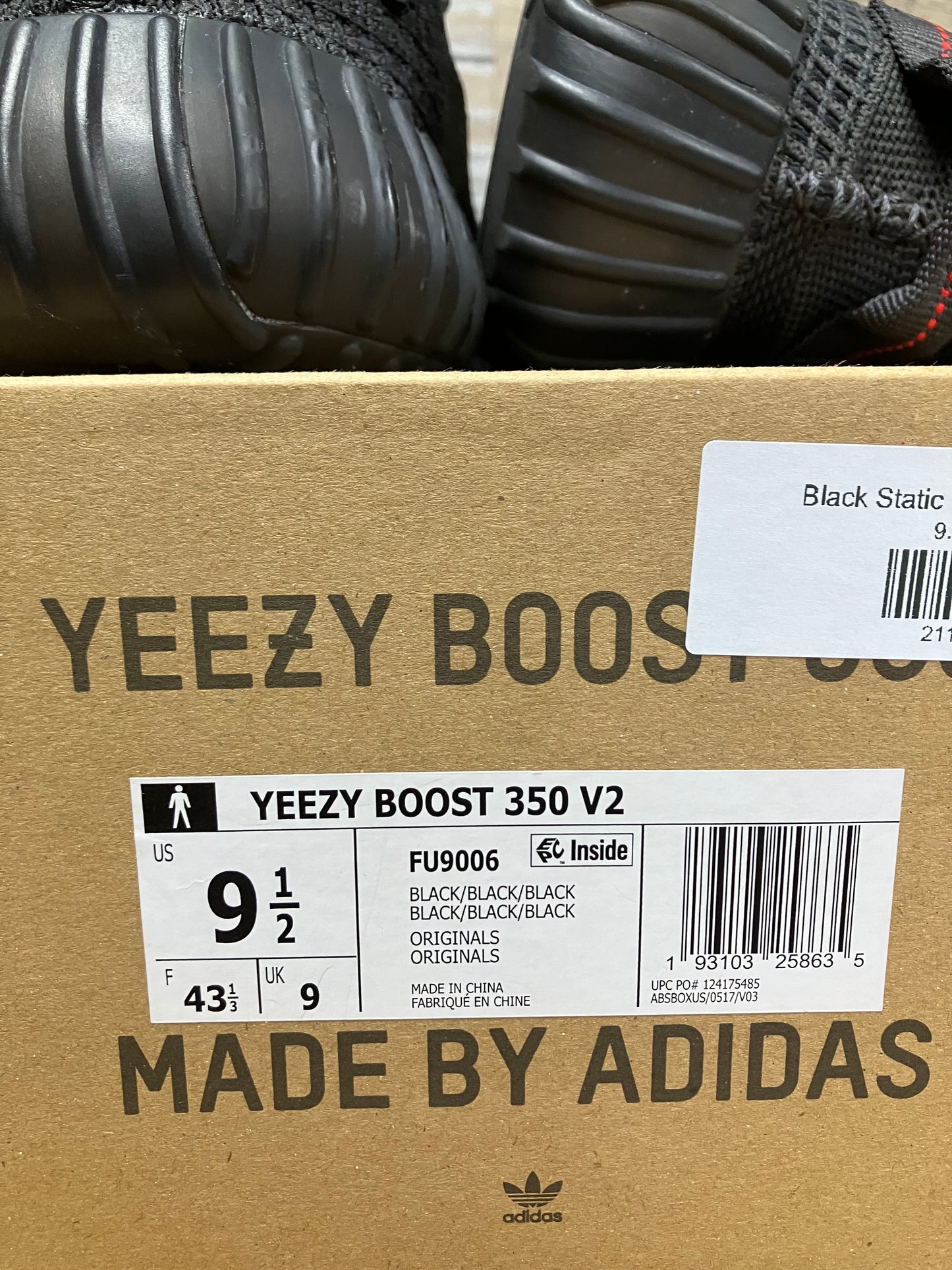 Yeezy 350 Black Static 9.5