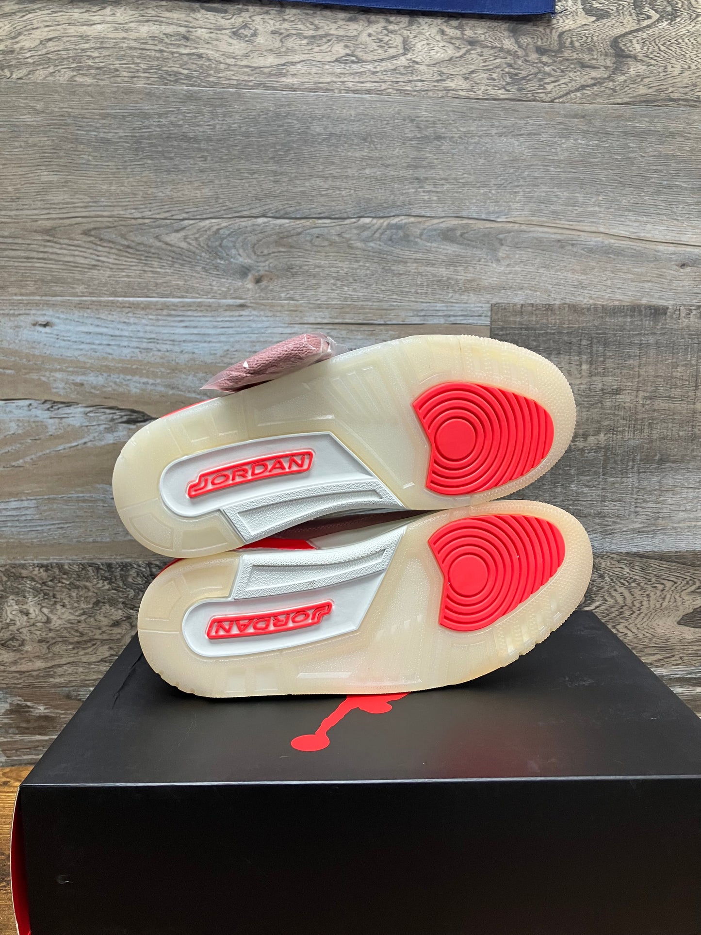 Air Jordan 3 ‘Rust Pink’ 9w