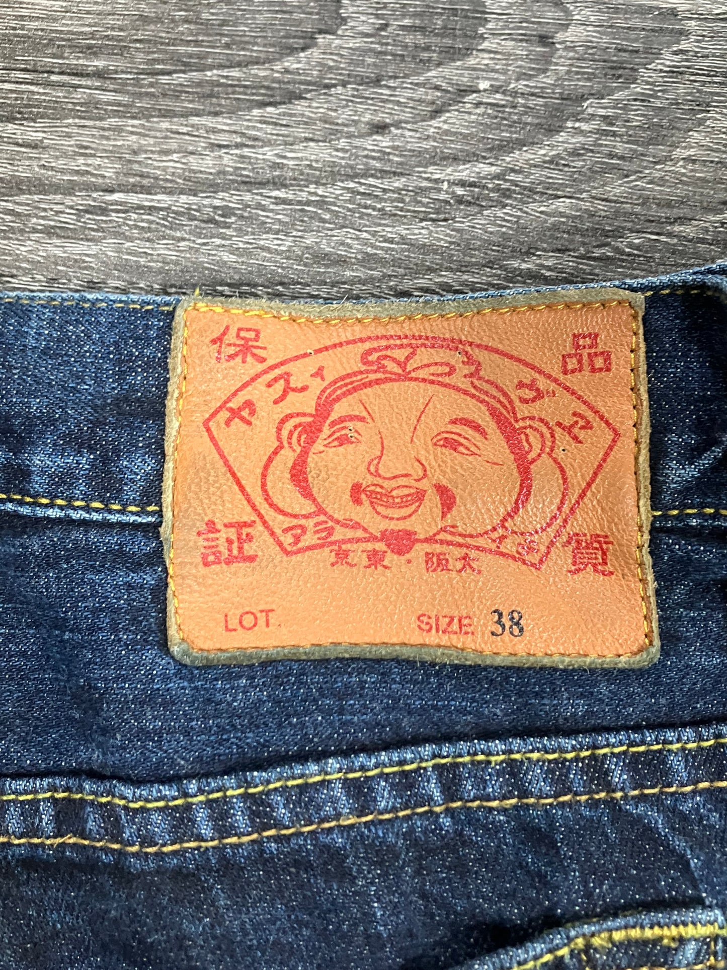 Evisu Dark Wash “Genes” Size 38x31