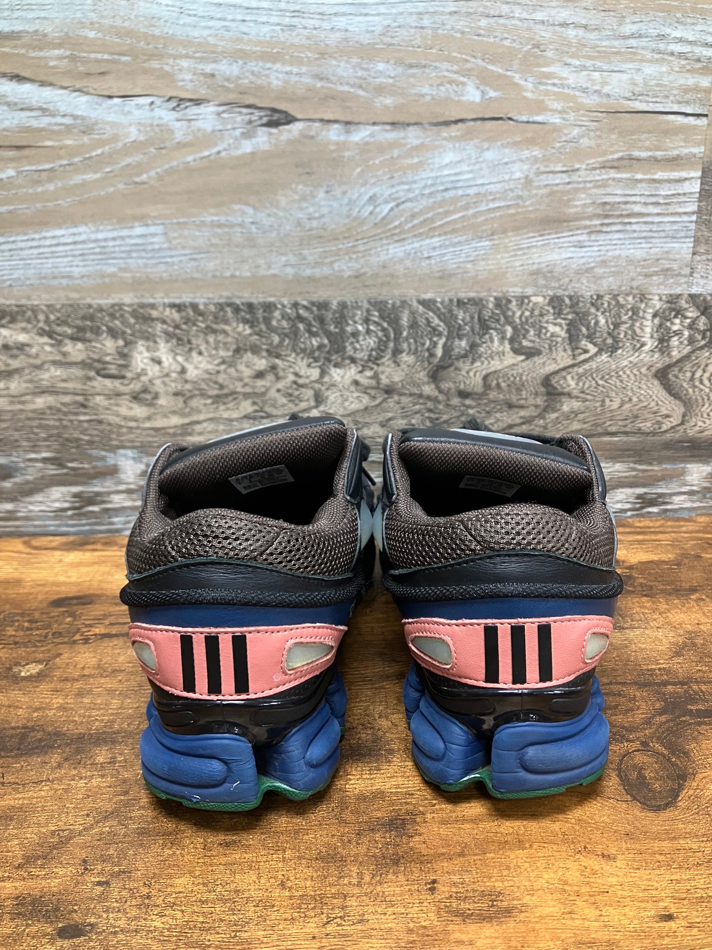 RAF Simon’s Ozweego Size 8.5