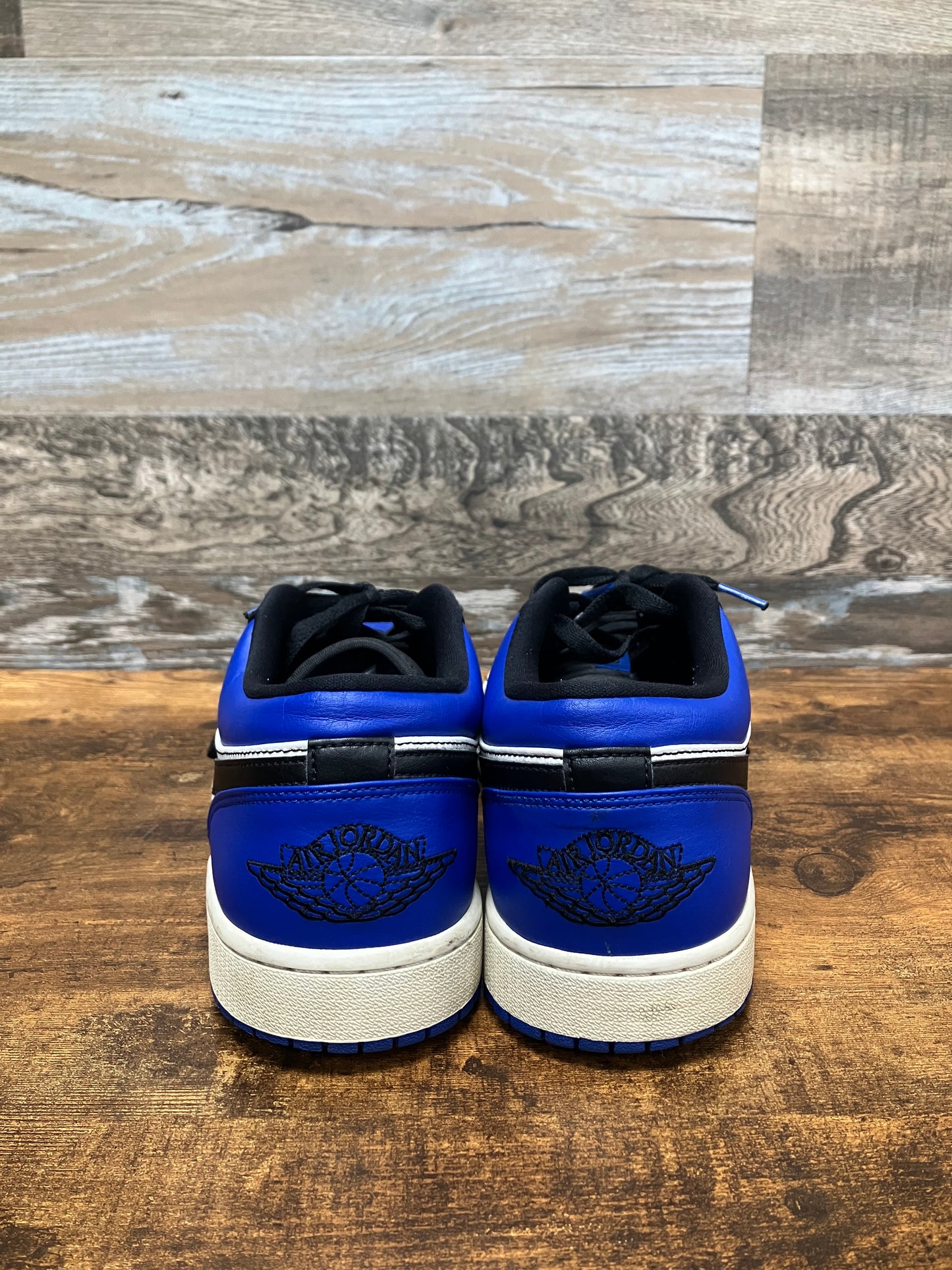 Air Jordan 1 Low Royal Toe