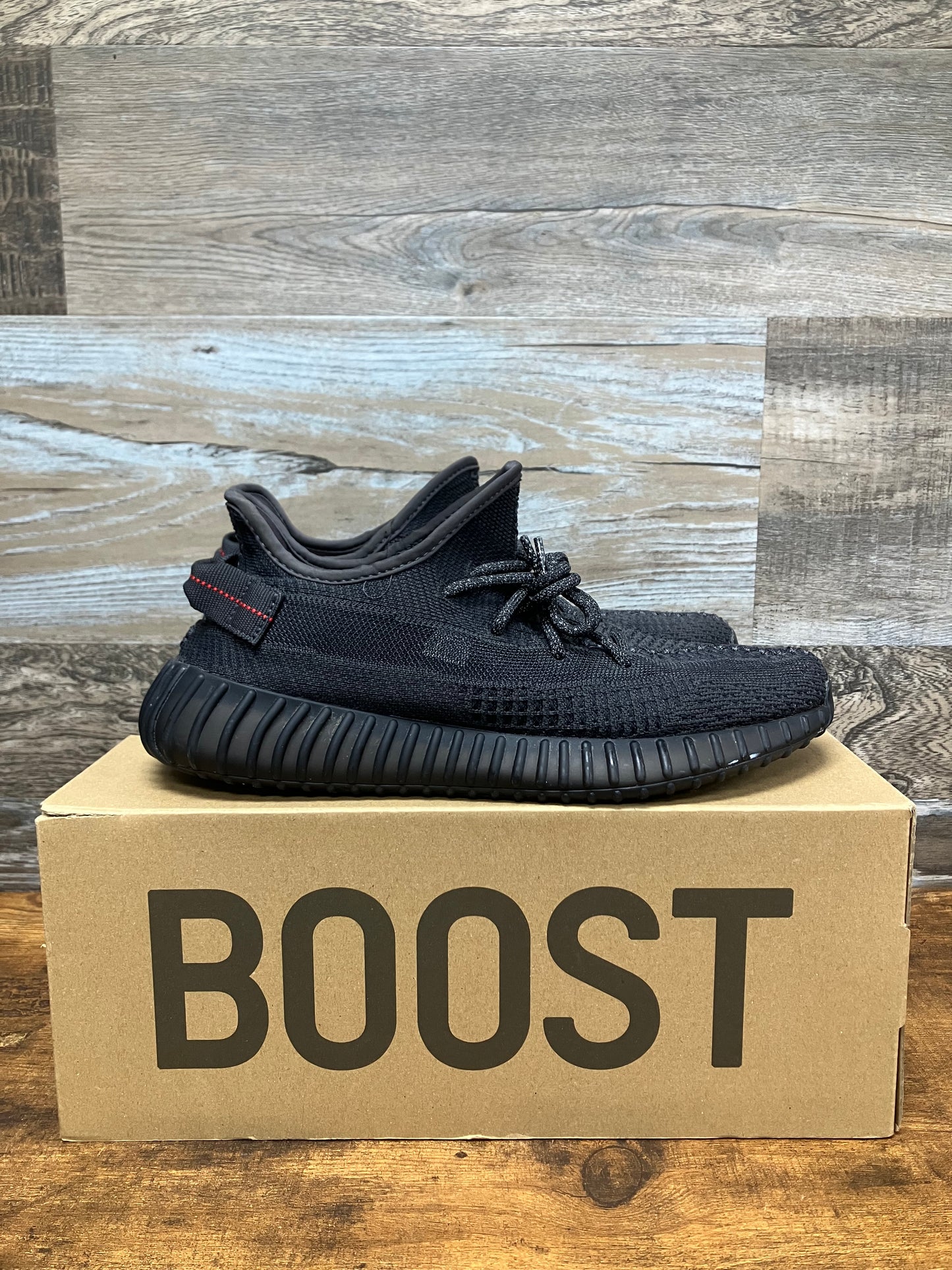 Yeezy 350 Black Static 9.5
