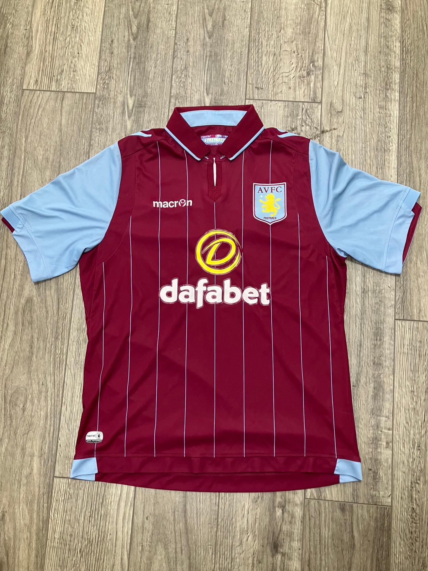 Aston Villa Jersey L