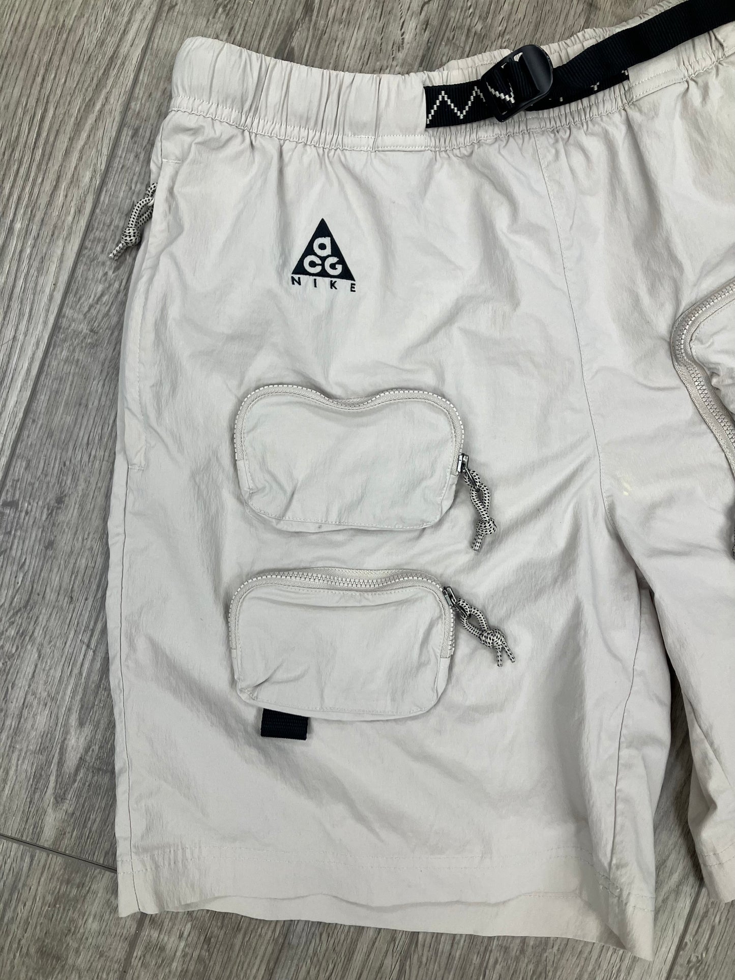 Nike ACG ‘Snowgrass’ Multiple pockets Cargos S