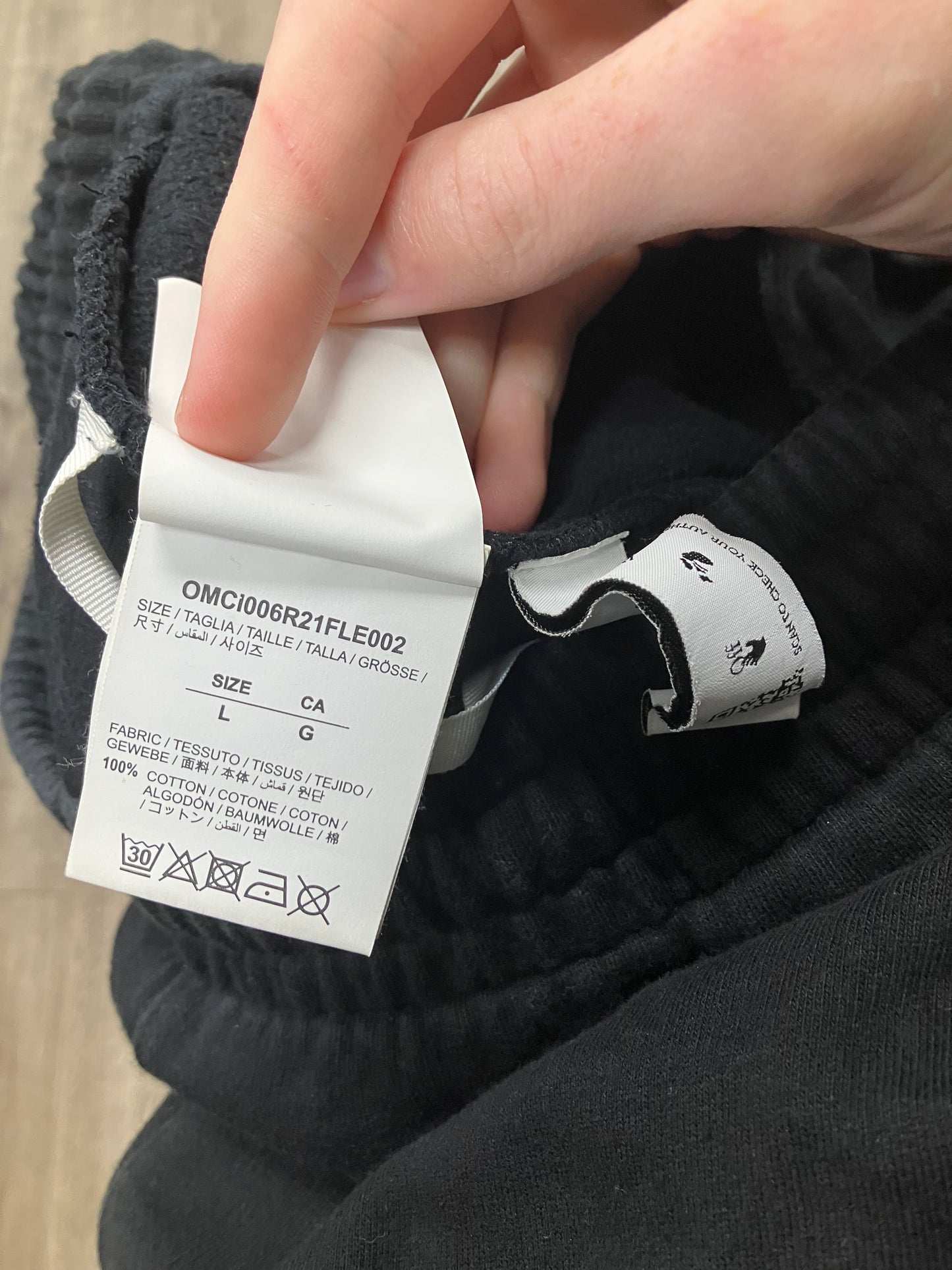 Off White Marker Shorts Size Large