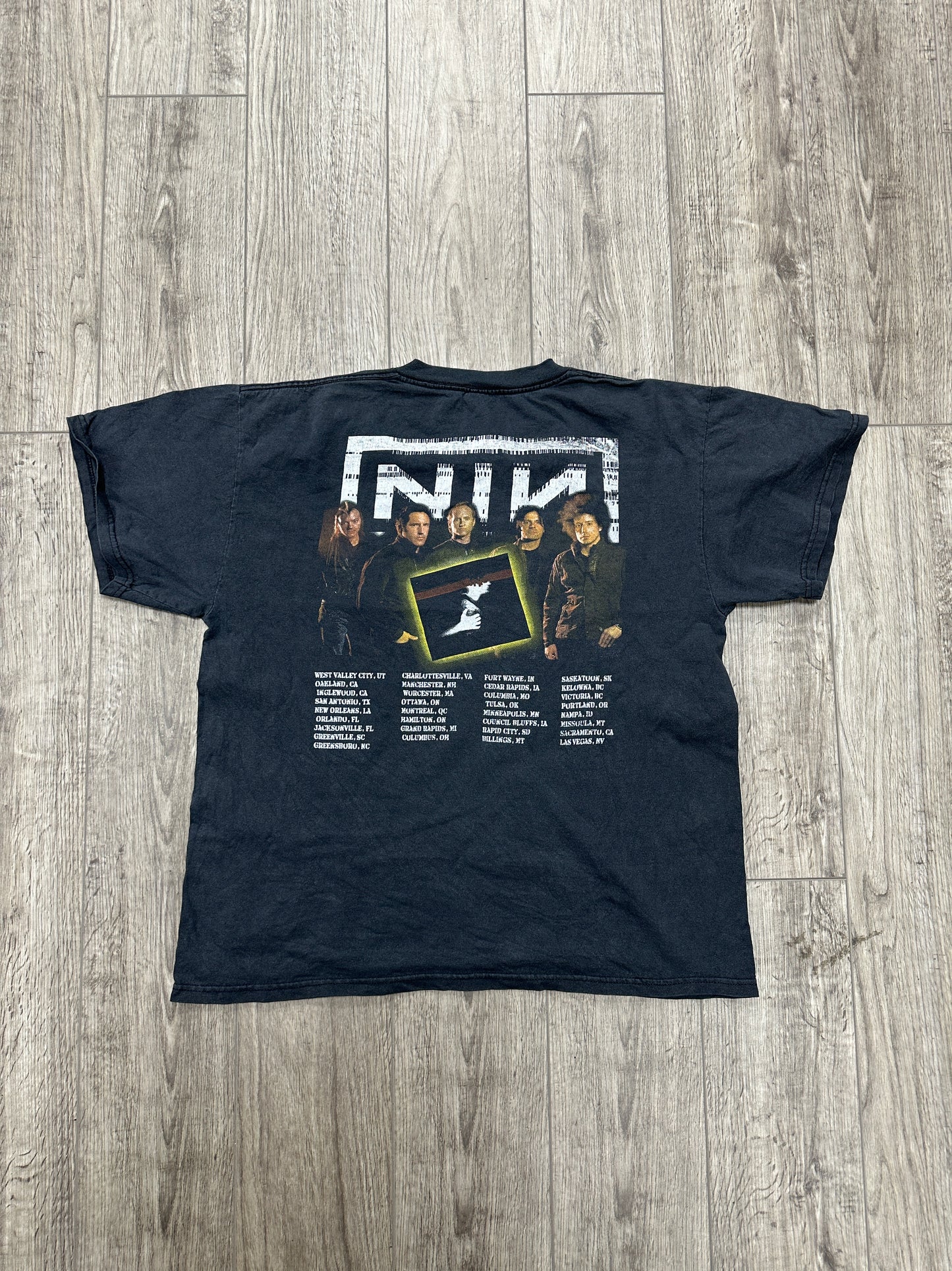Nine inche Nails Band tee Size L