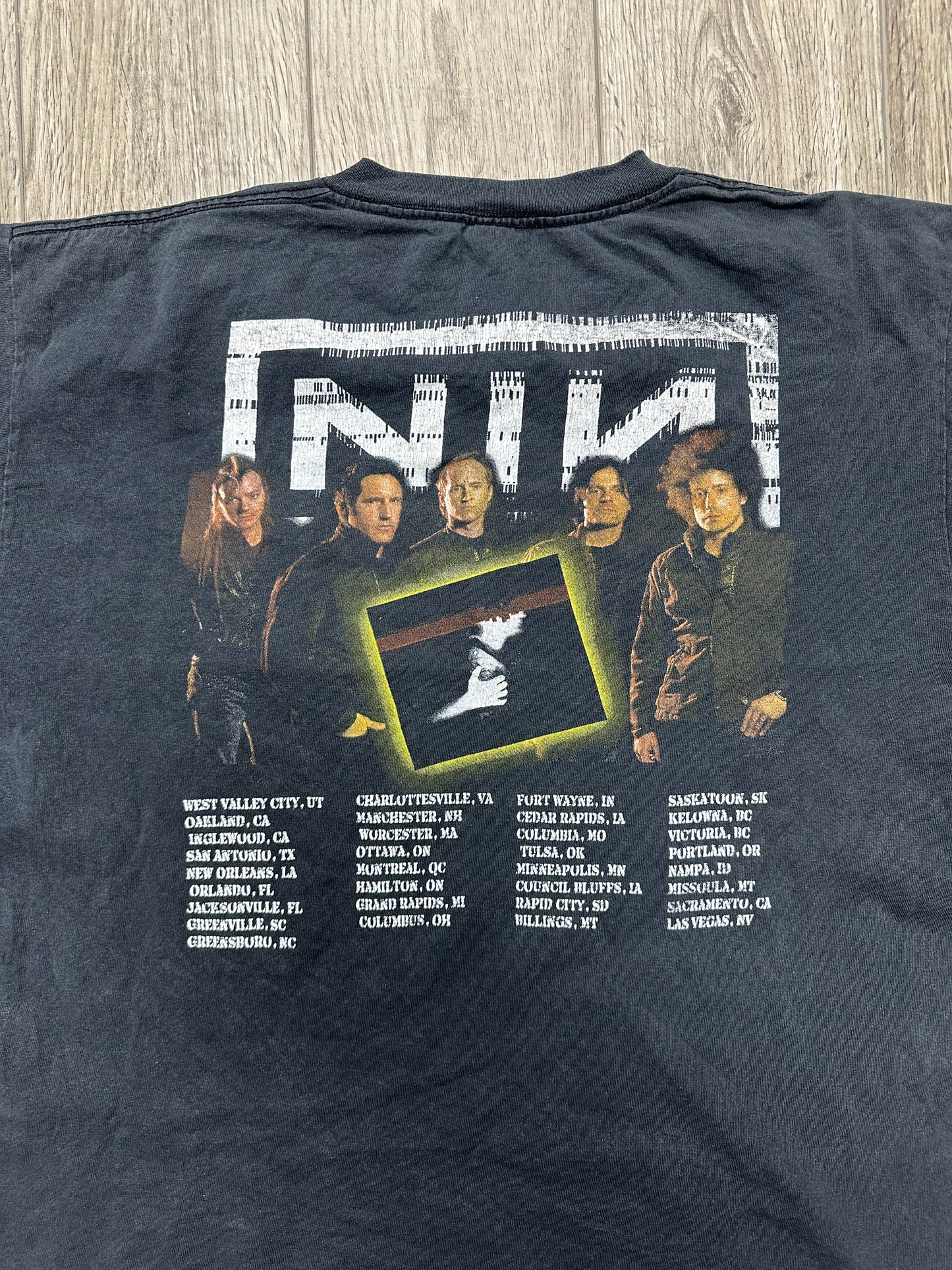 Nine inche Nails Band tee Size L