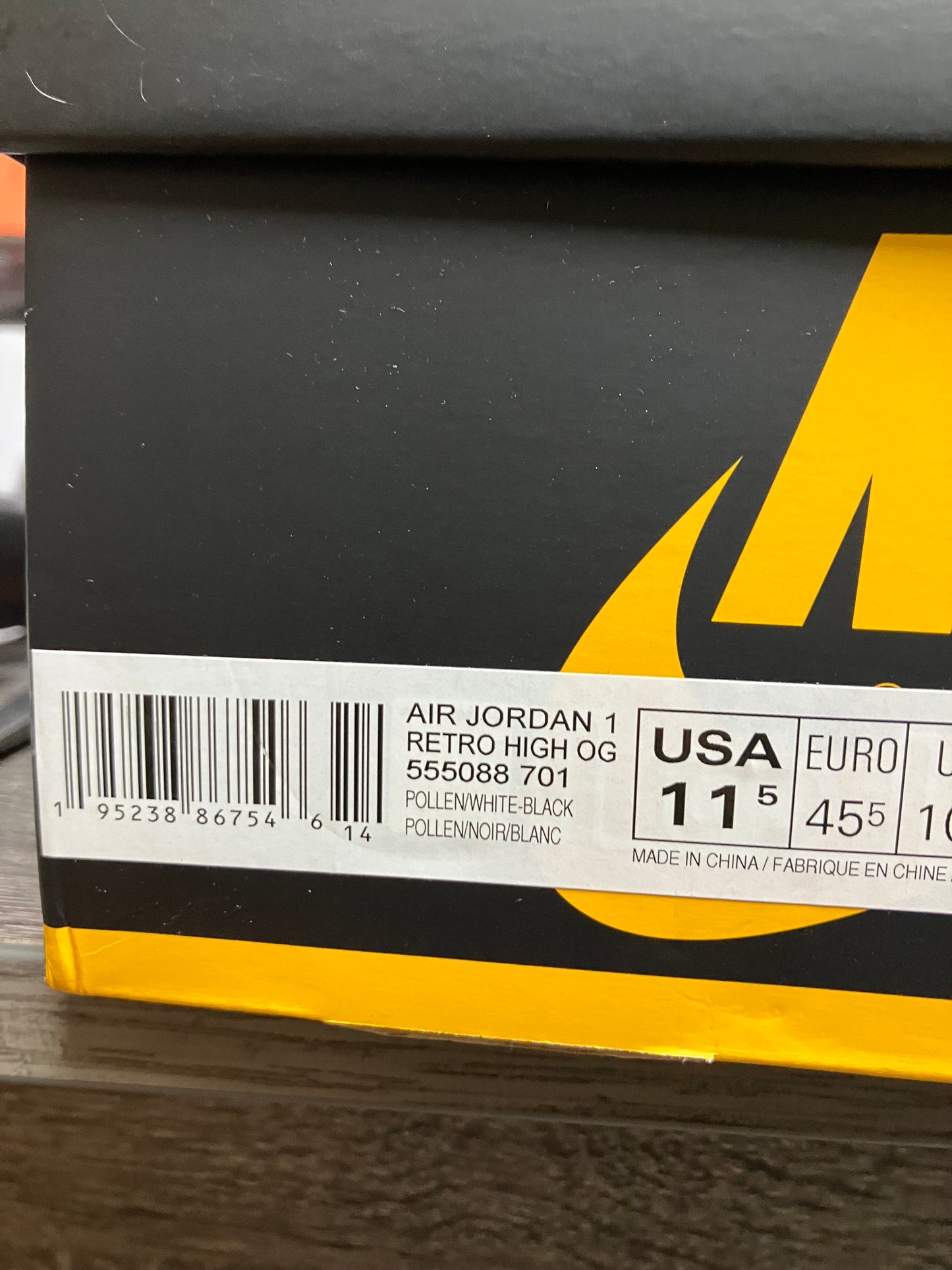 Air Jordan 1 Retro High ‘Pollen’ 11