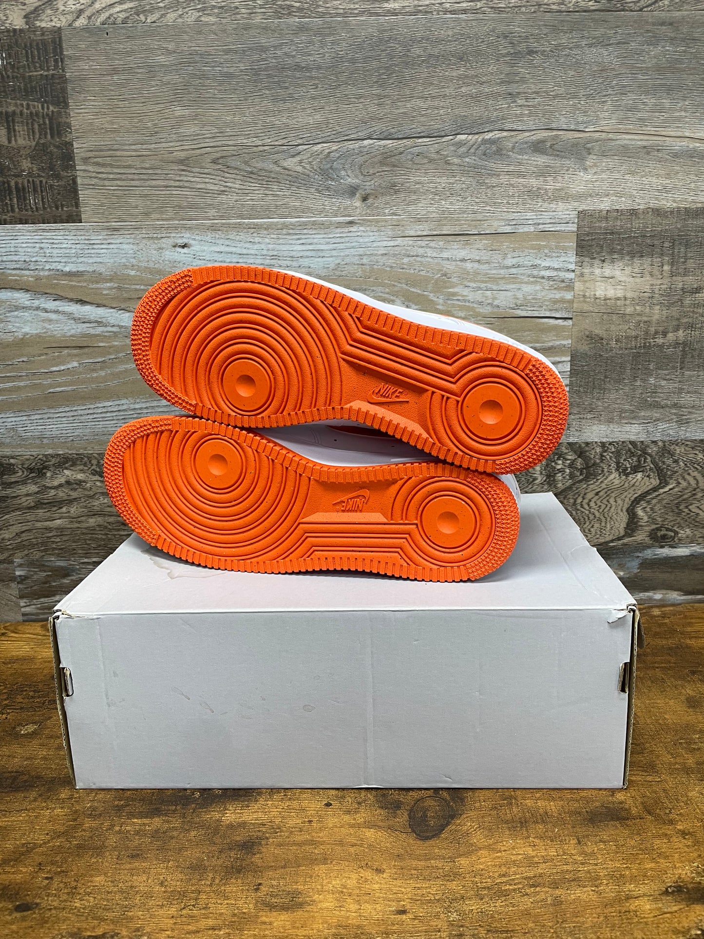 Nike Air Force 1 “07 Safety” 9.5