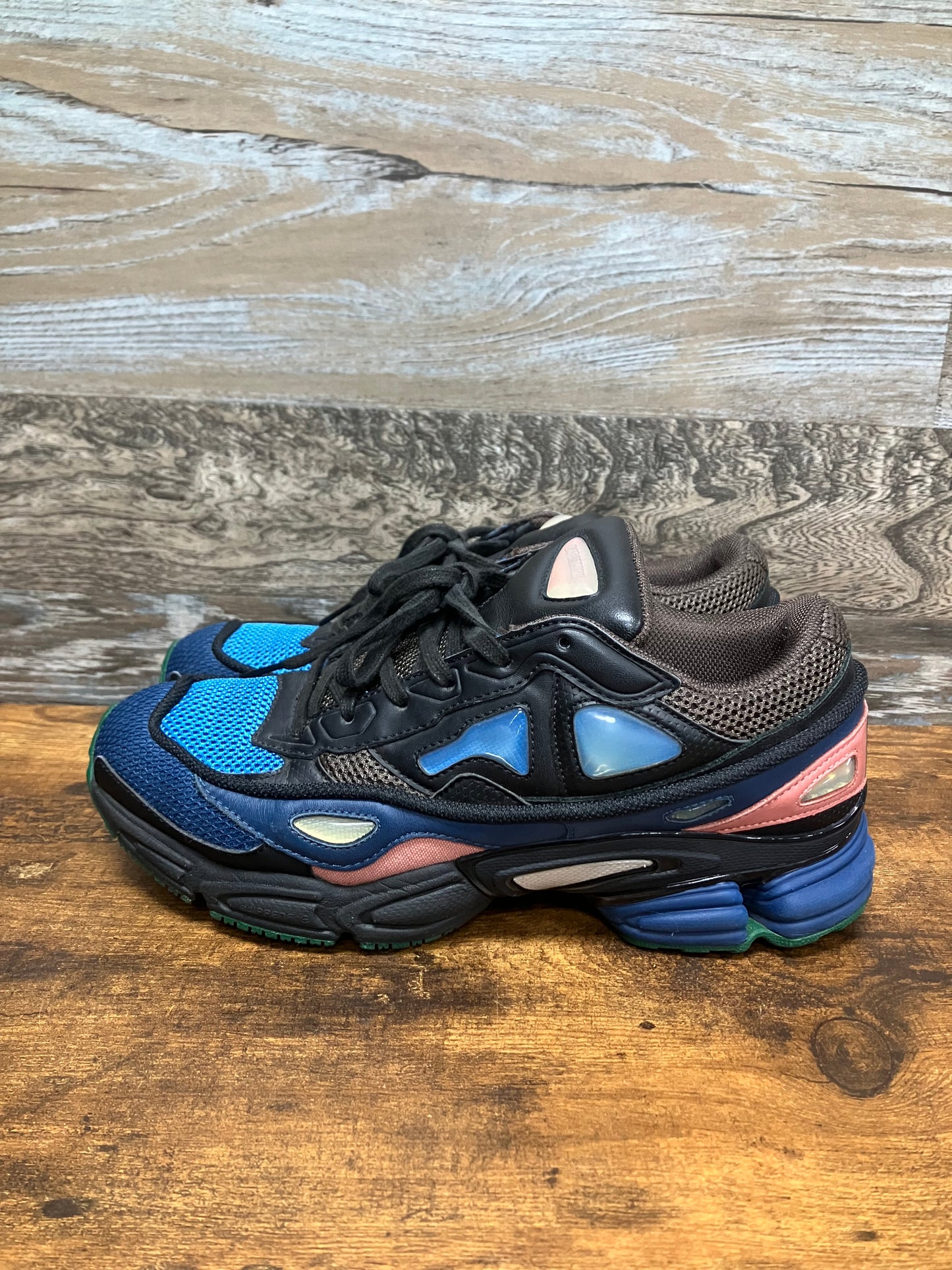 RAF Simon’s Ozweego Size 8.5