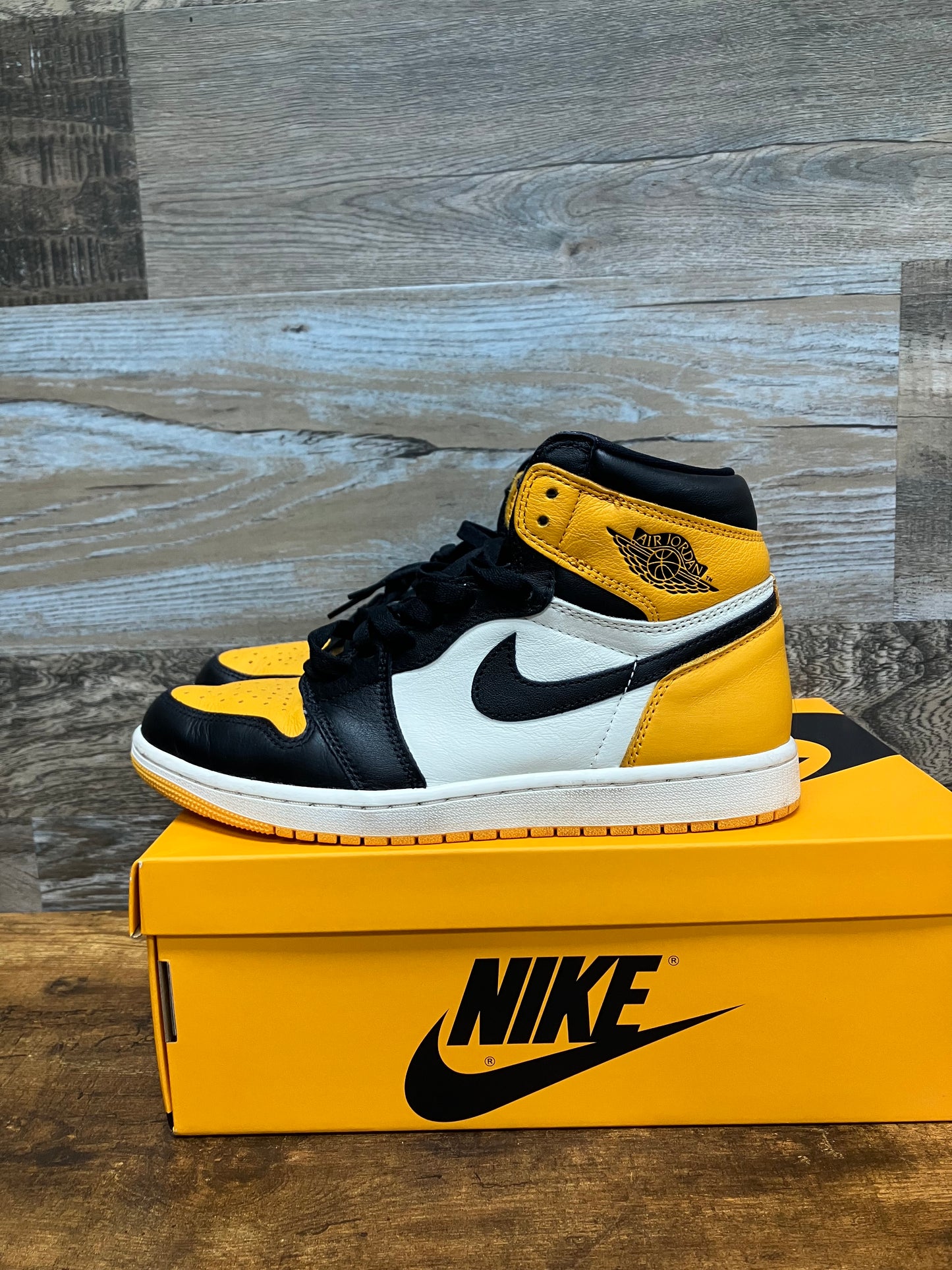 Air Jordan 1 Taxi Sz 8.5