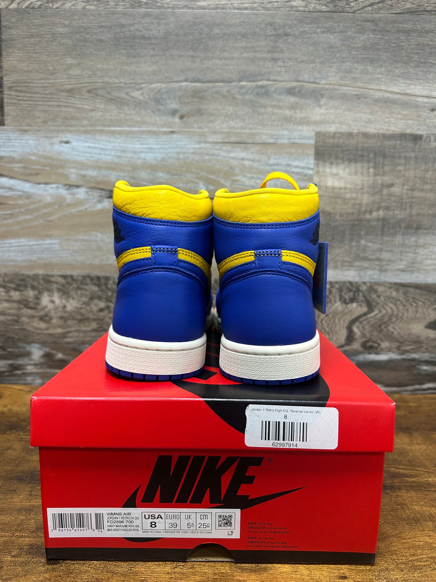 Jordan 1 Laney Size 8W/6.5M