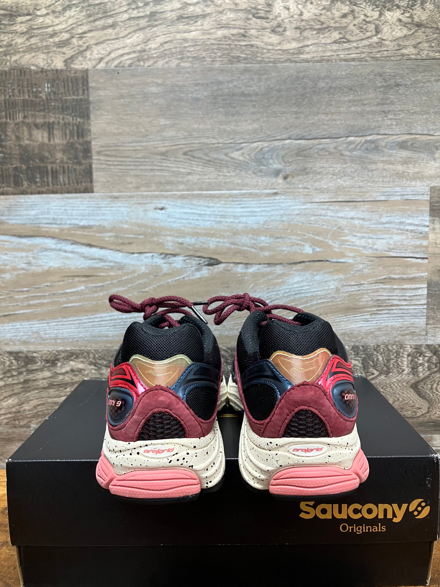 11-Saucony ProGrid Omni