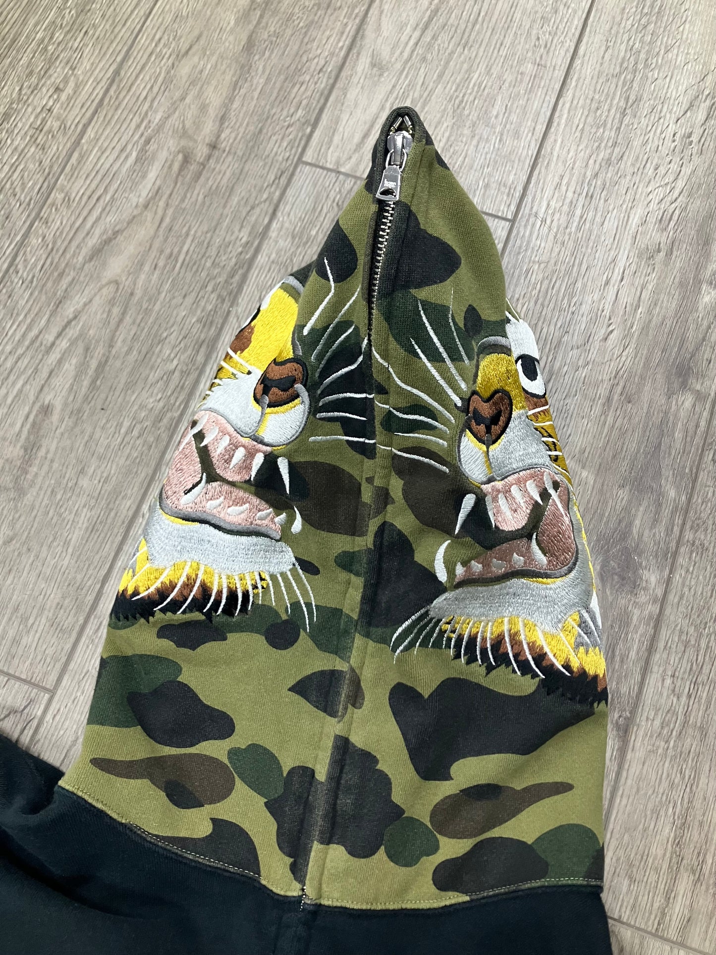 A Bathing Ape Embroidery Full Zip Hoodie Black L