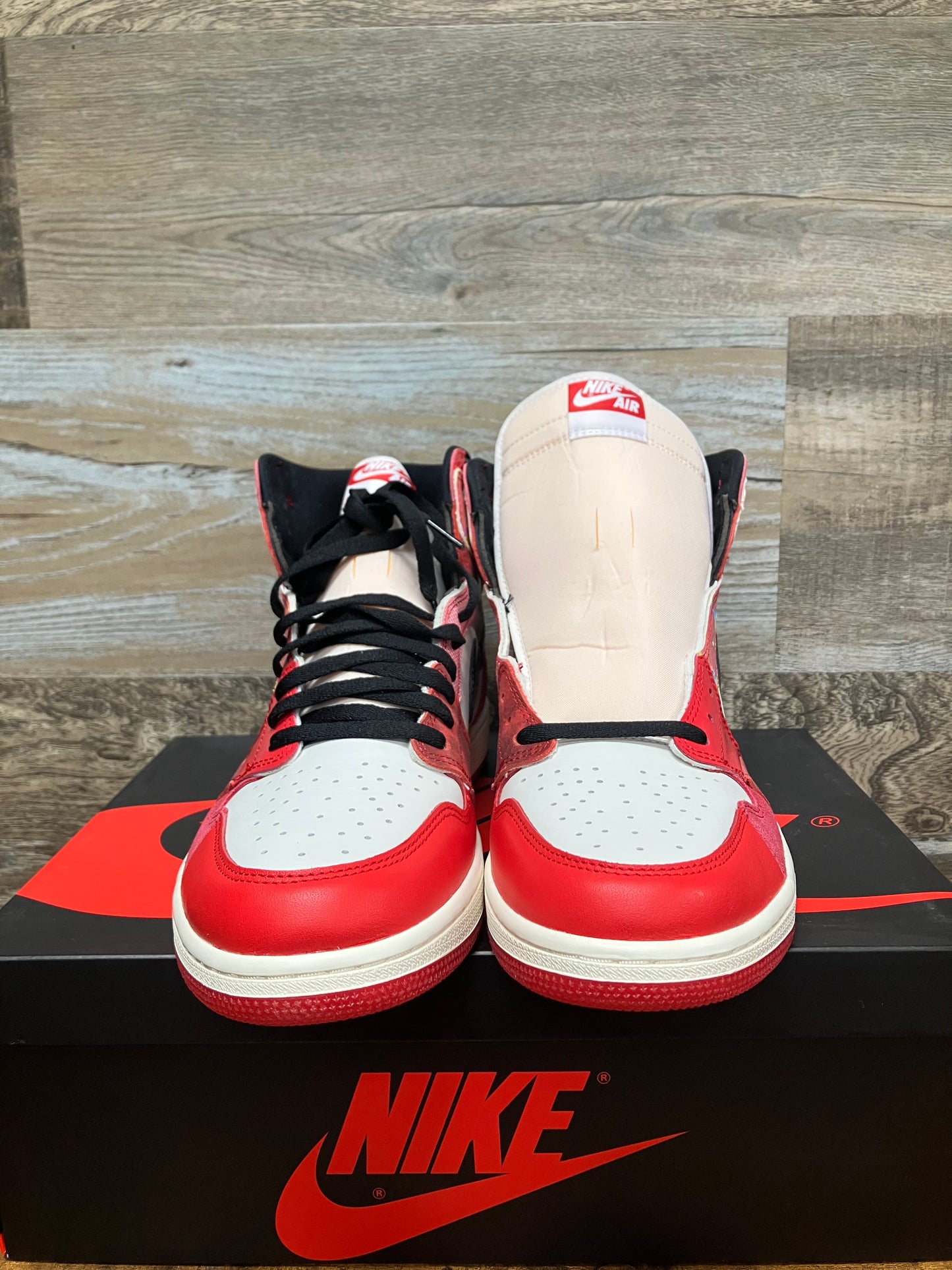 12.5-Jordan 1 Retro OG x Marvel High Next Chapter