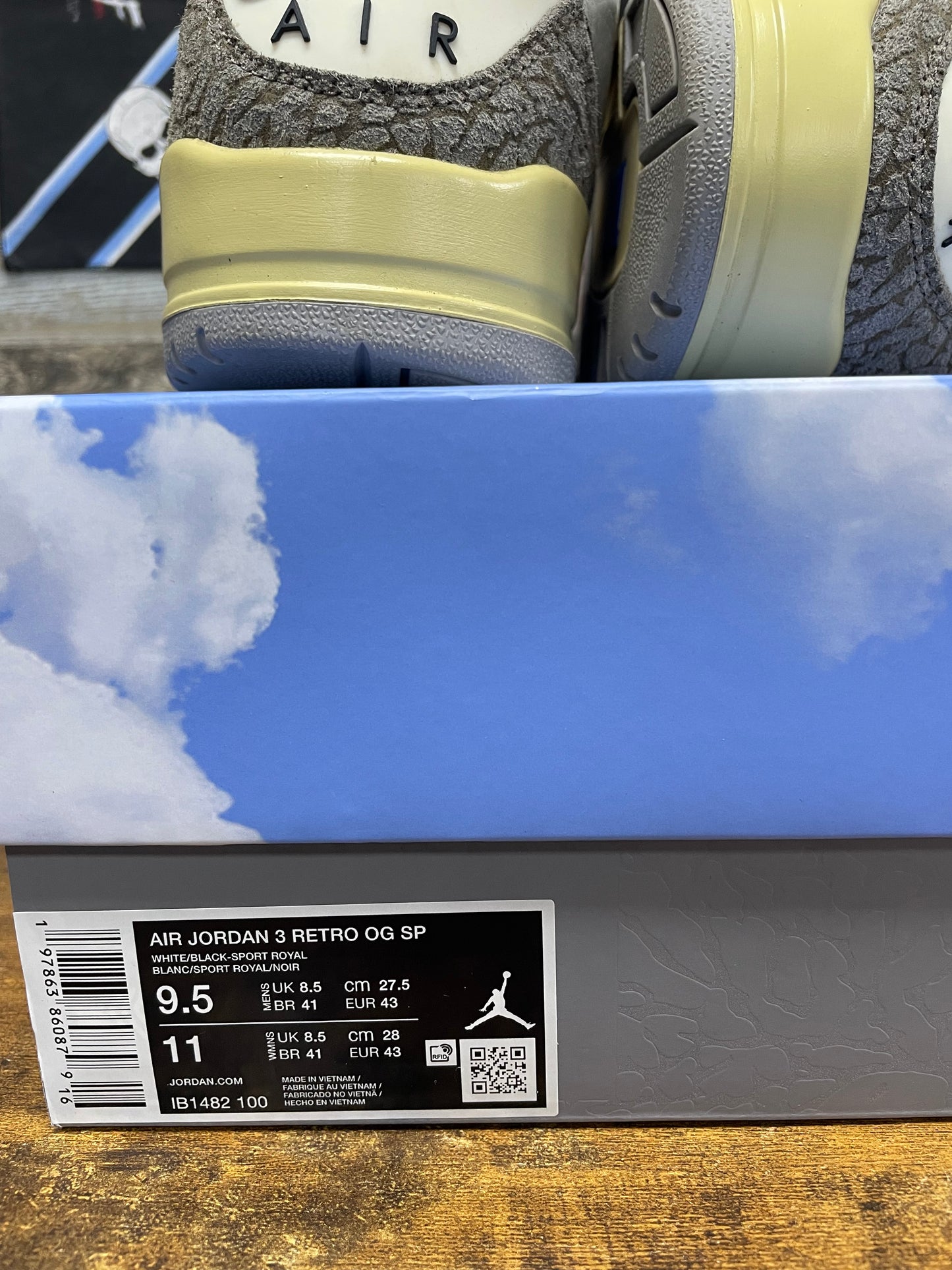 Air Jordan 3 Retro Seoul 2.0 9.5