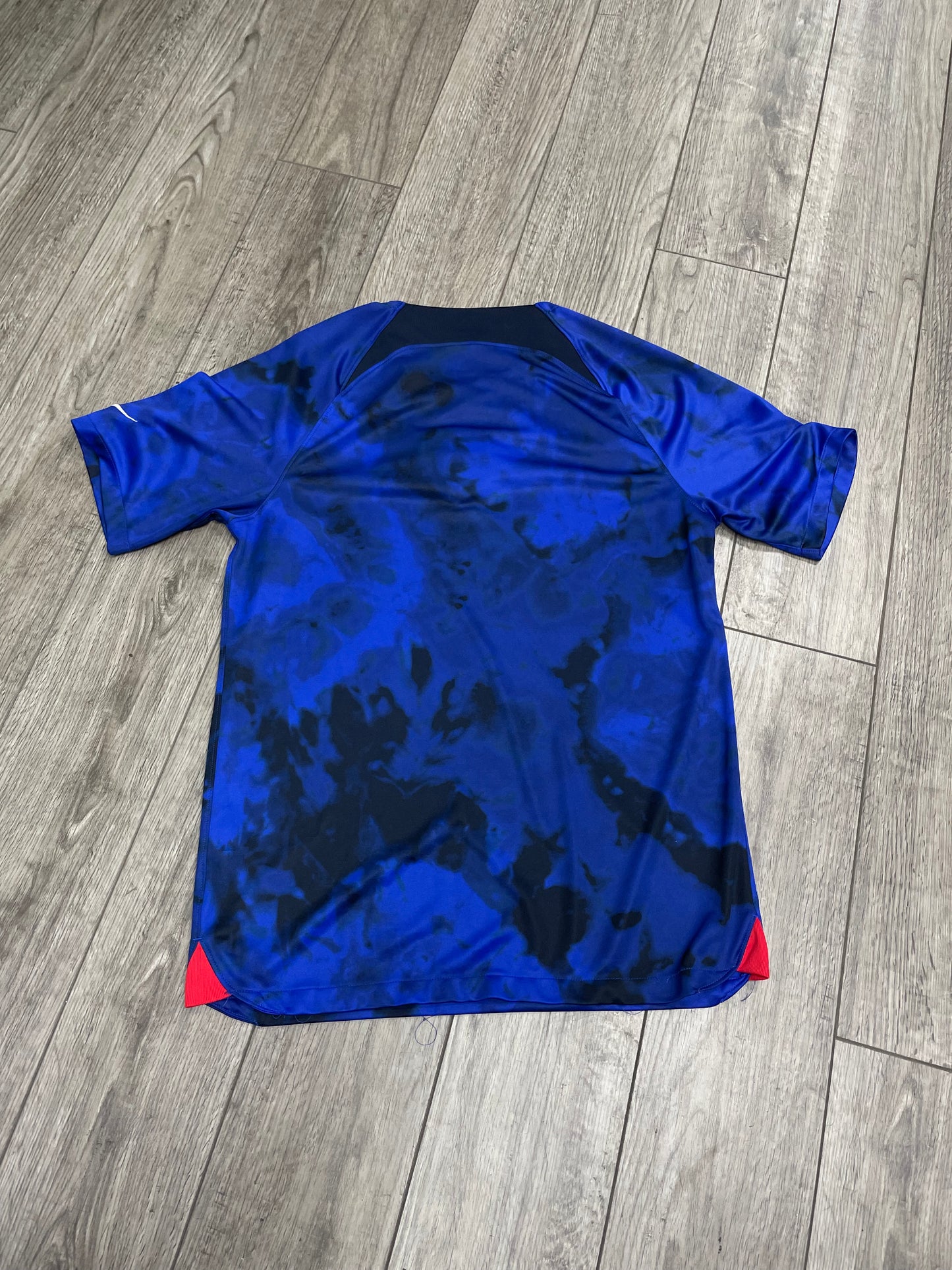 M - Nike USA 2022/23 Away Stadium soccer jersey