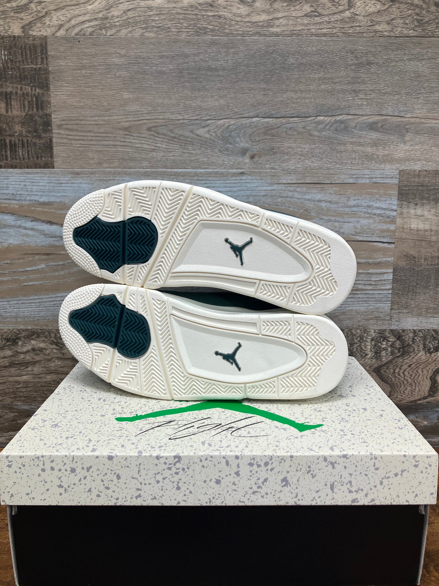 Air Jordan 4 RM Oxidized Green 11.5W (10 Mens)