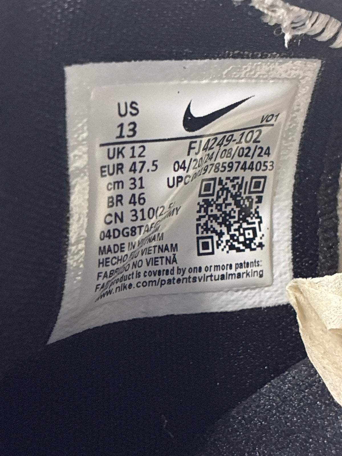 Nike Book 1 The Nightmare Before Christmas 13