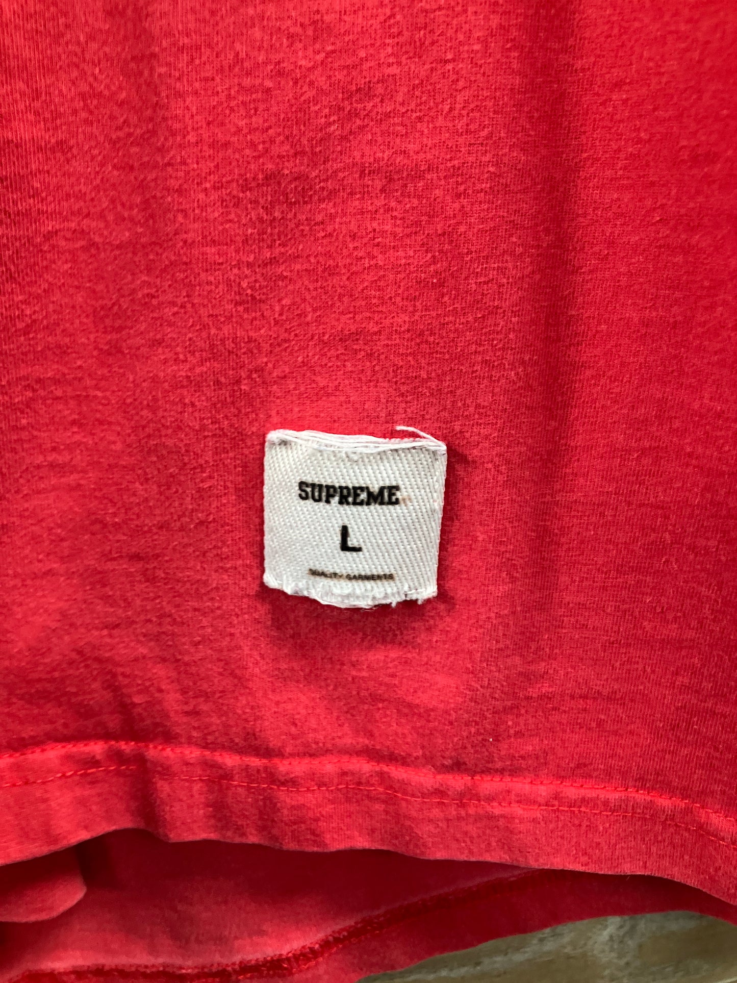 L - Supreme Red Arc Logo Tee