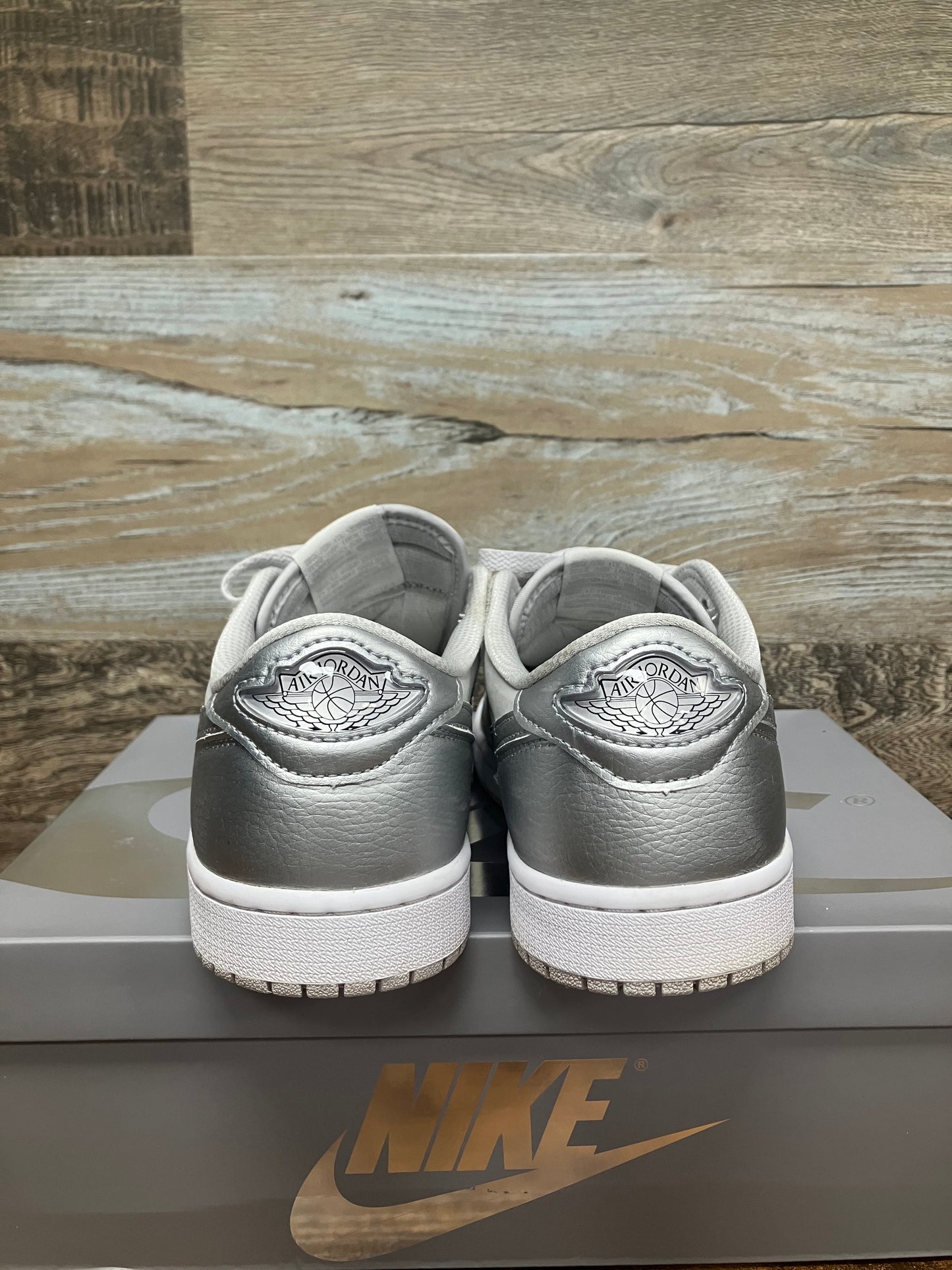 Air Jordan 1 Retro Low OG “Silver” 10