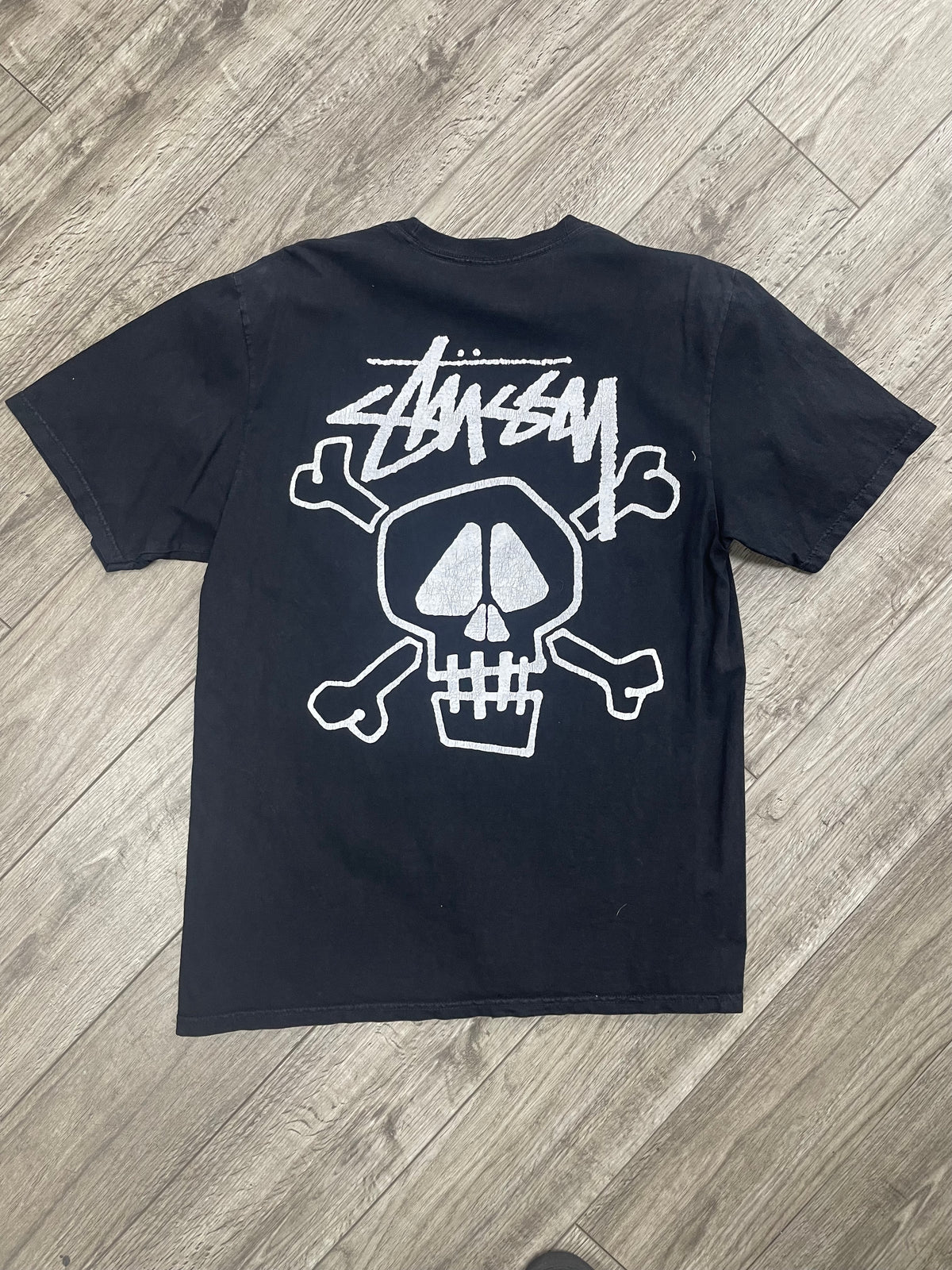 M - Stüssy Skull & Bones Pigment Dyed T-Shirt
