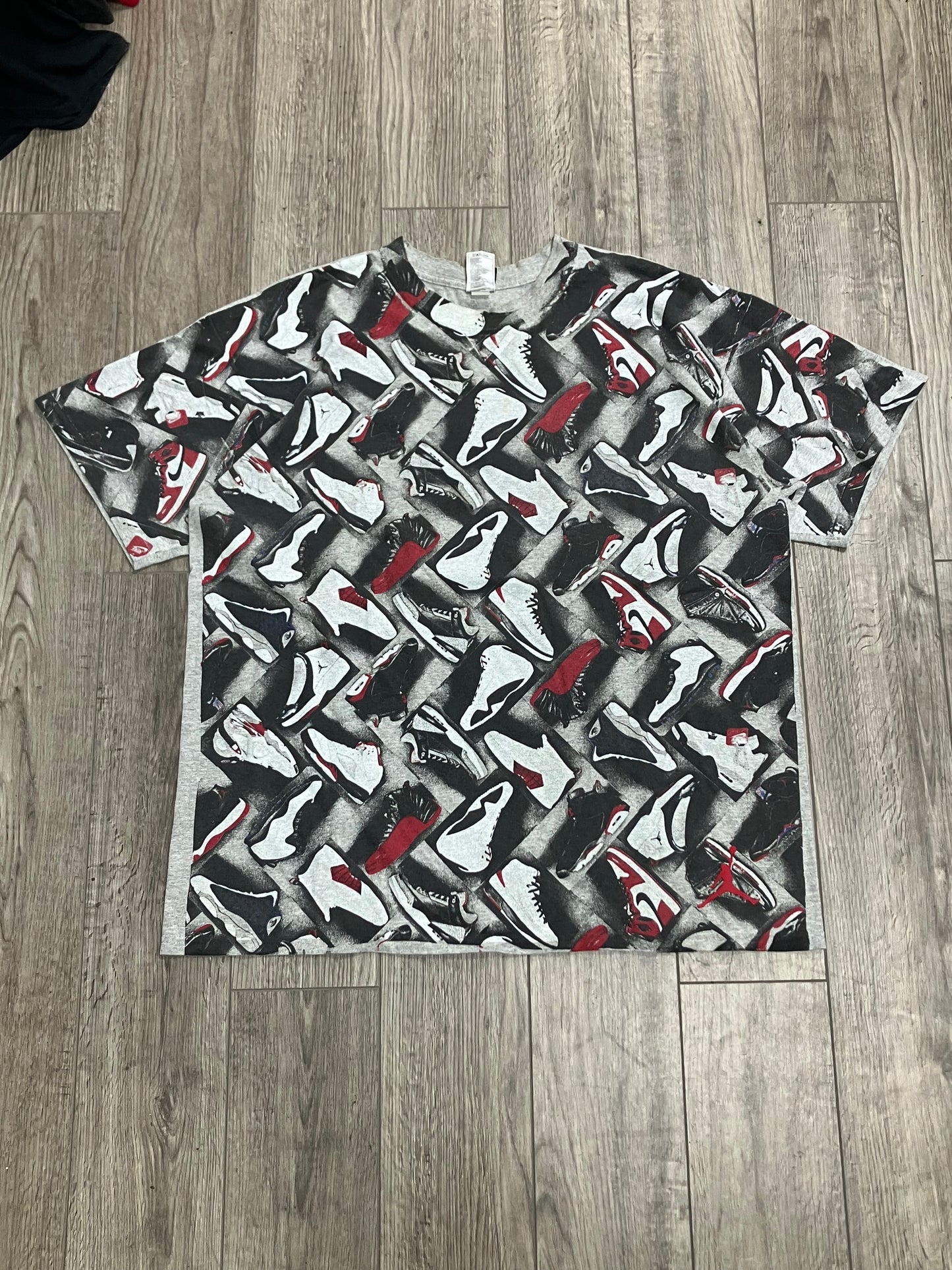Jordan Sneaker AOP Size XL
