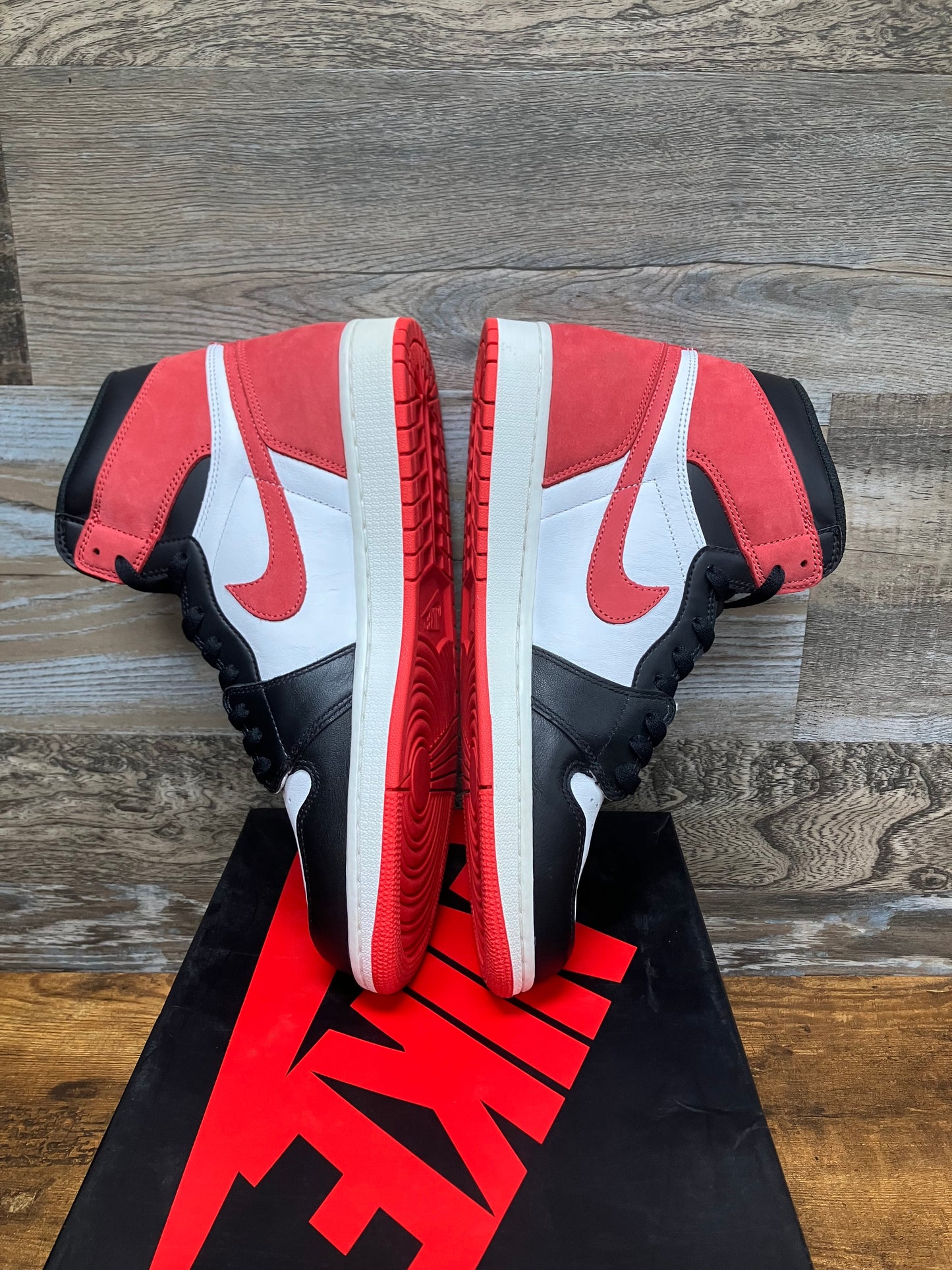 11.5 - Air Jordan 1 Retro Track Red