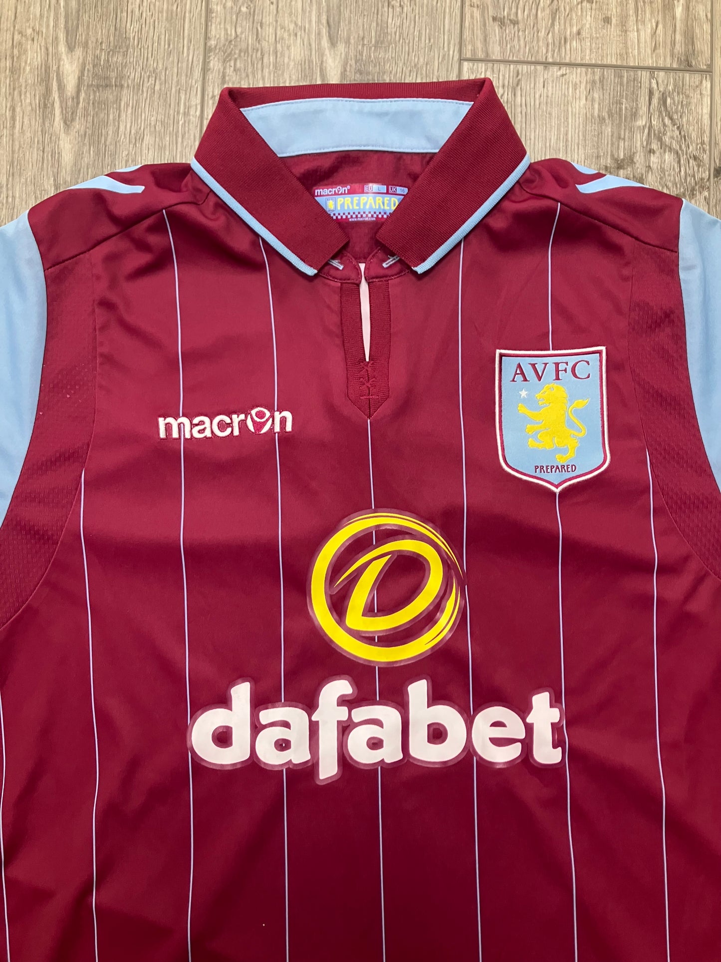 Aston Villa Jersey L