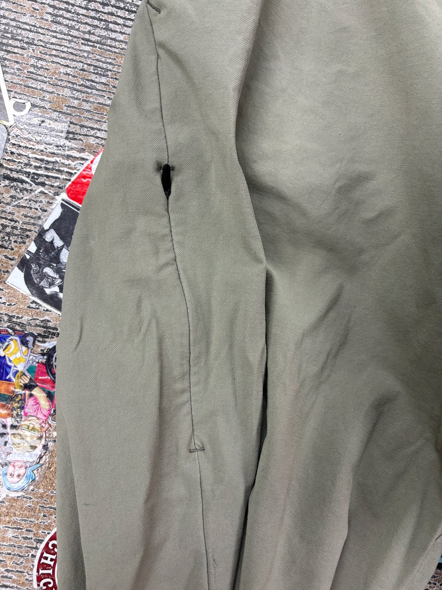 33- Arcteryx Grey Pants