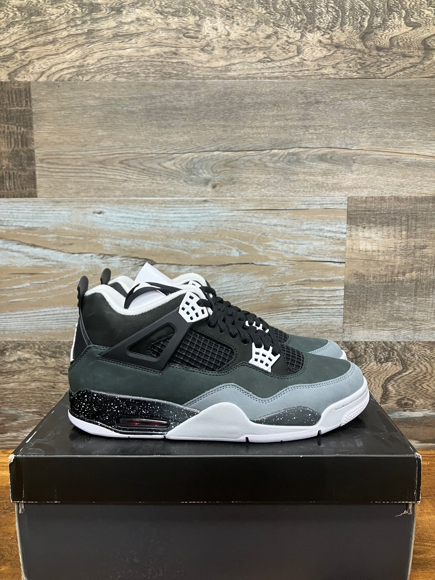 Size 11 - Air Jordan 4 Retro 2024 Fear