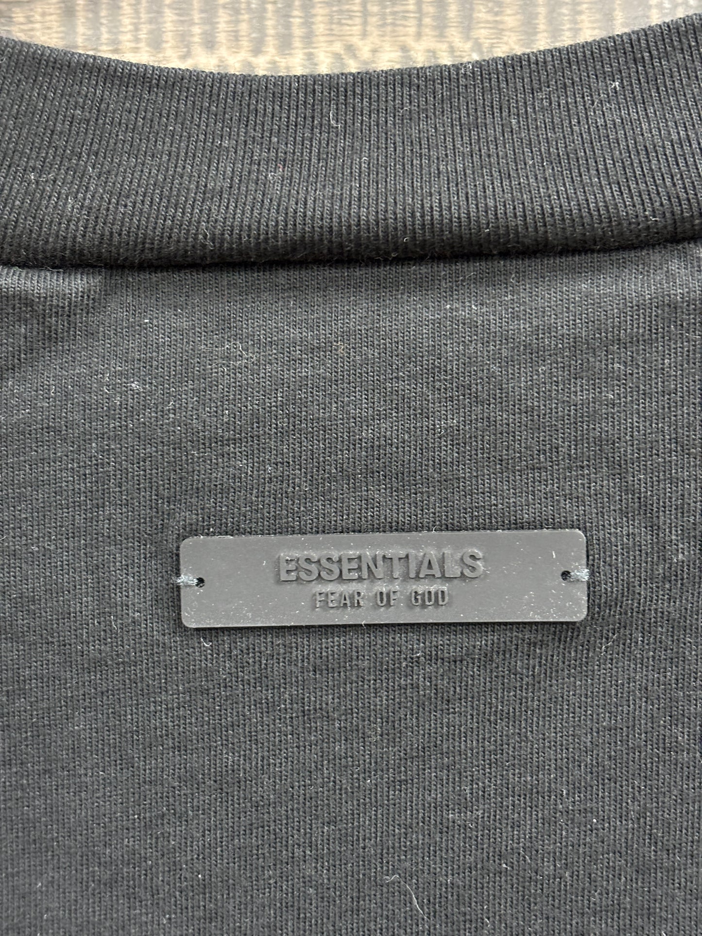 L- Essentials Fear of God arc logo tee