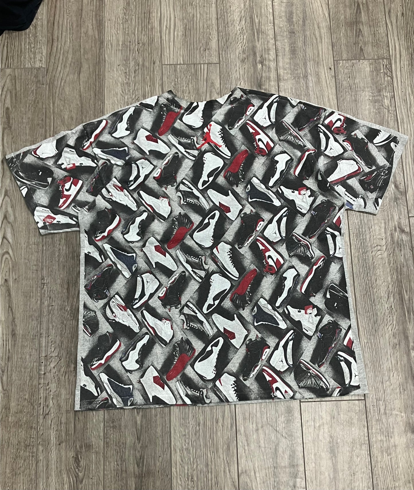 Jordan Sneaker AOP Size XL
