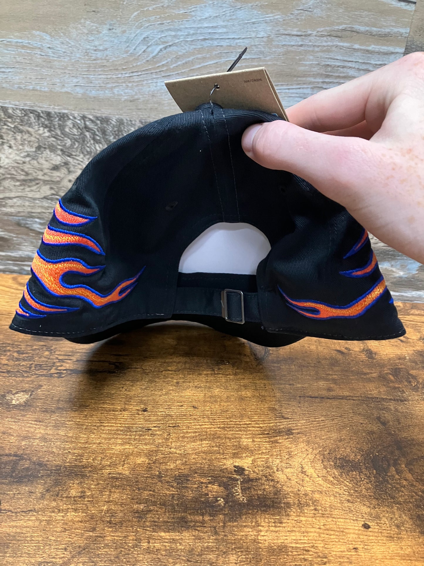 Nike Flame Hat Size M/L