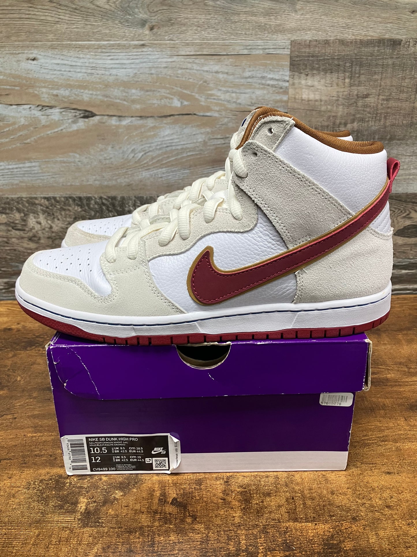 Dunk high Bright crimson Size 10.5