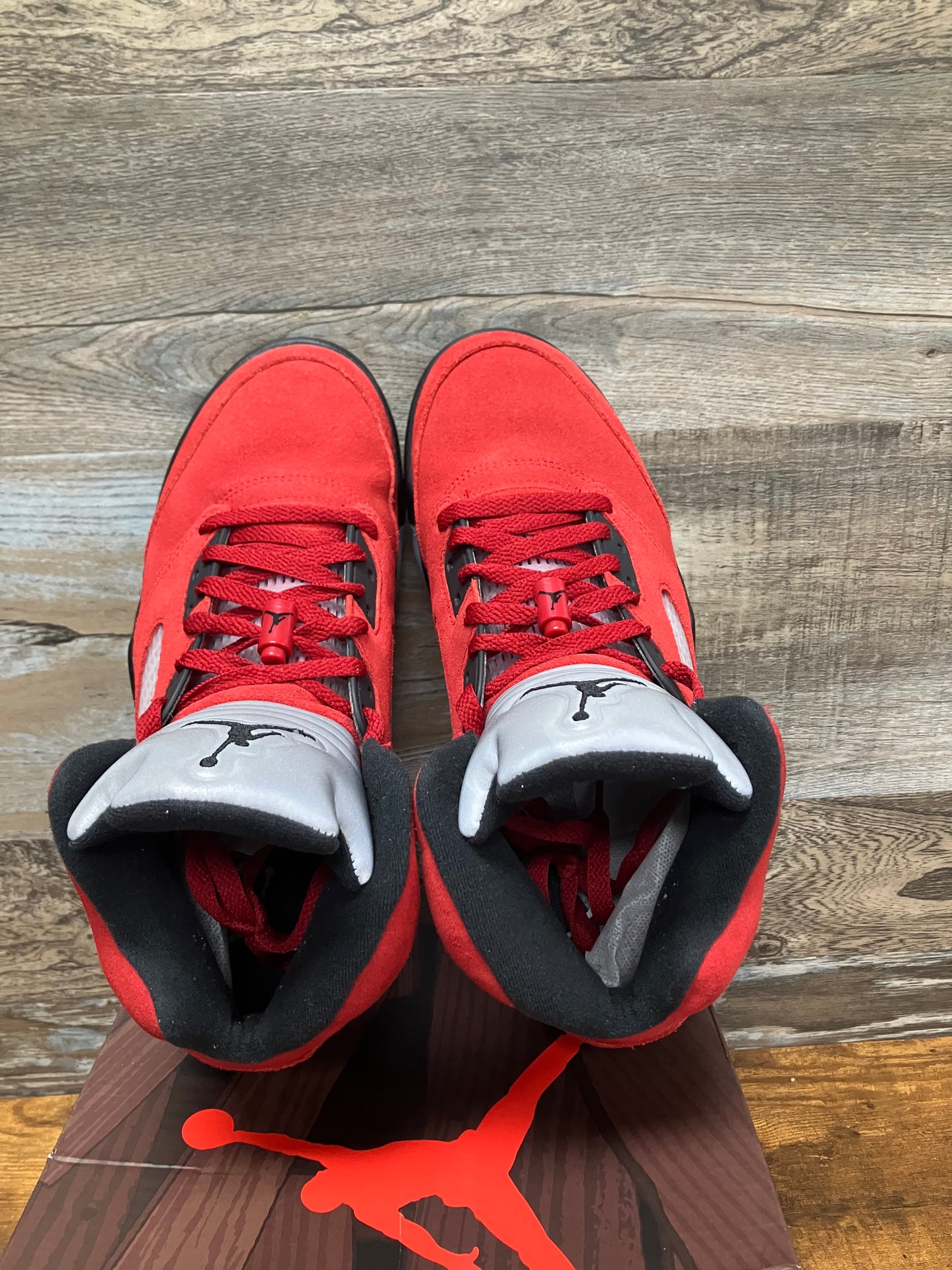 Jordan 5 Raging Bull size 10