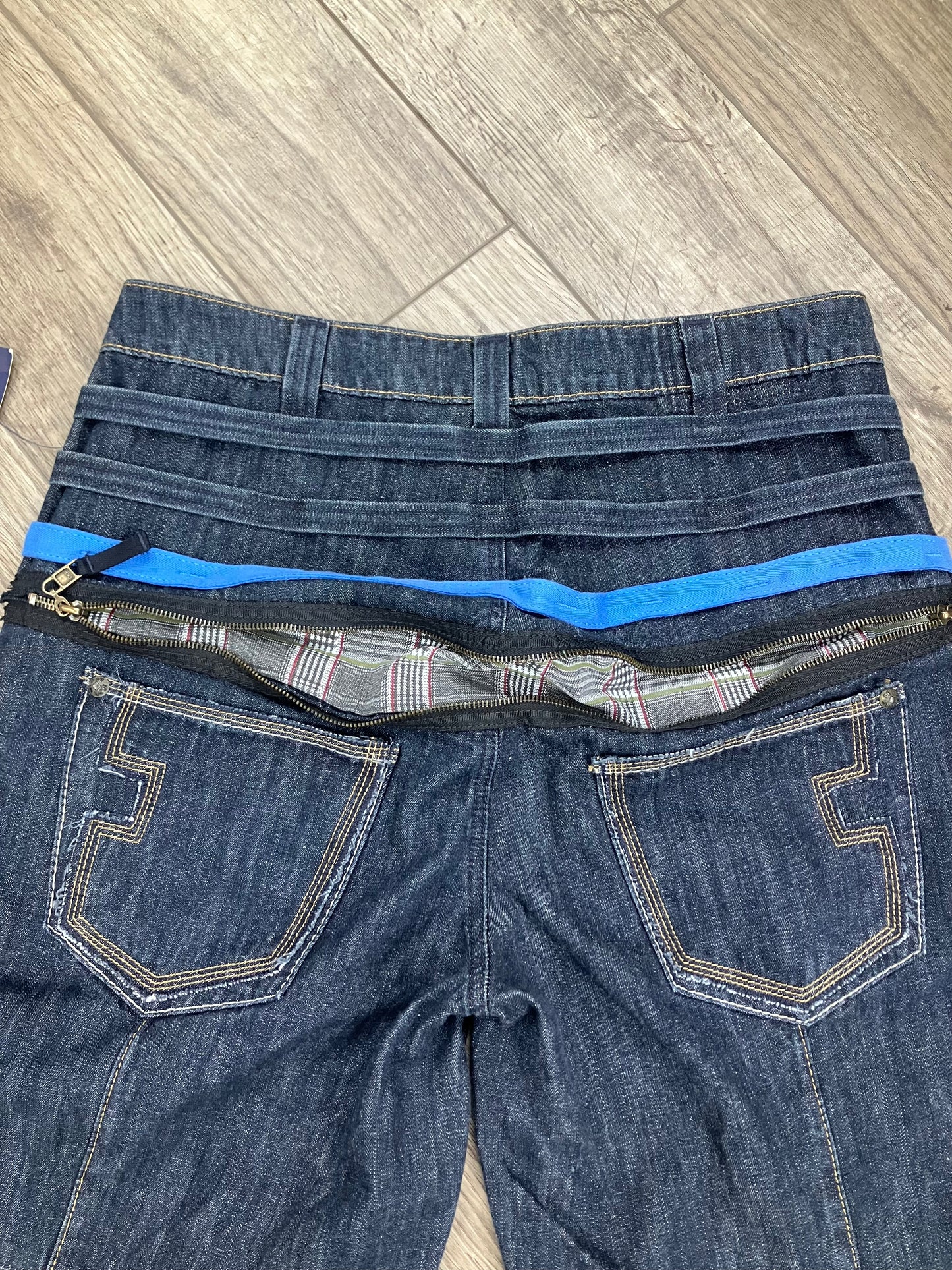 34-Marithe Francois Girbaud shorts