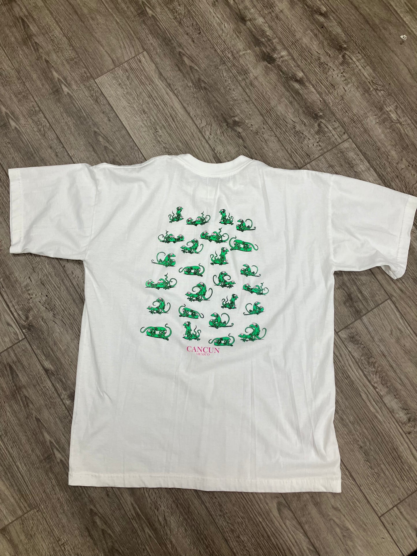 XL-Lizard Relations tee