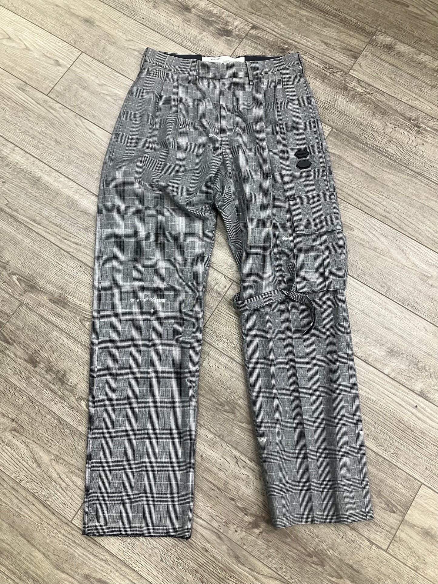 30-Off-White Tailored Strap Cargos