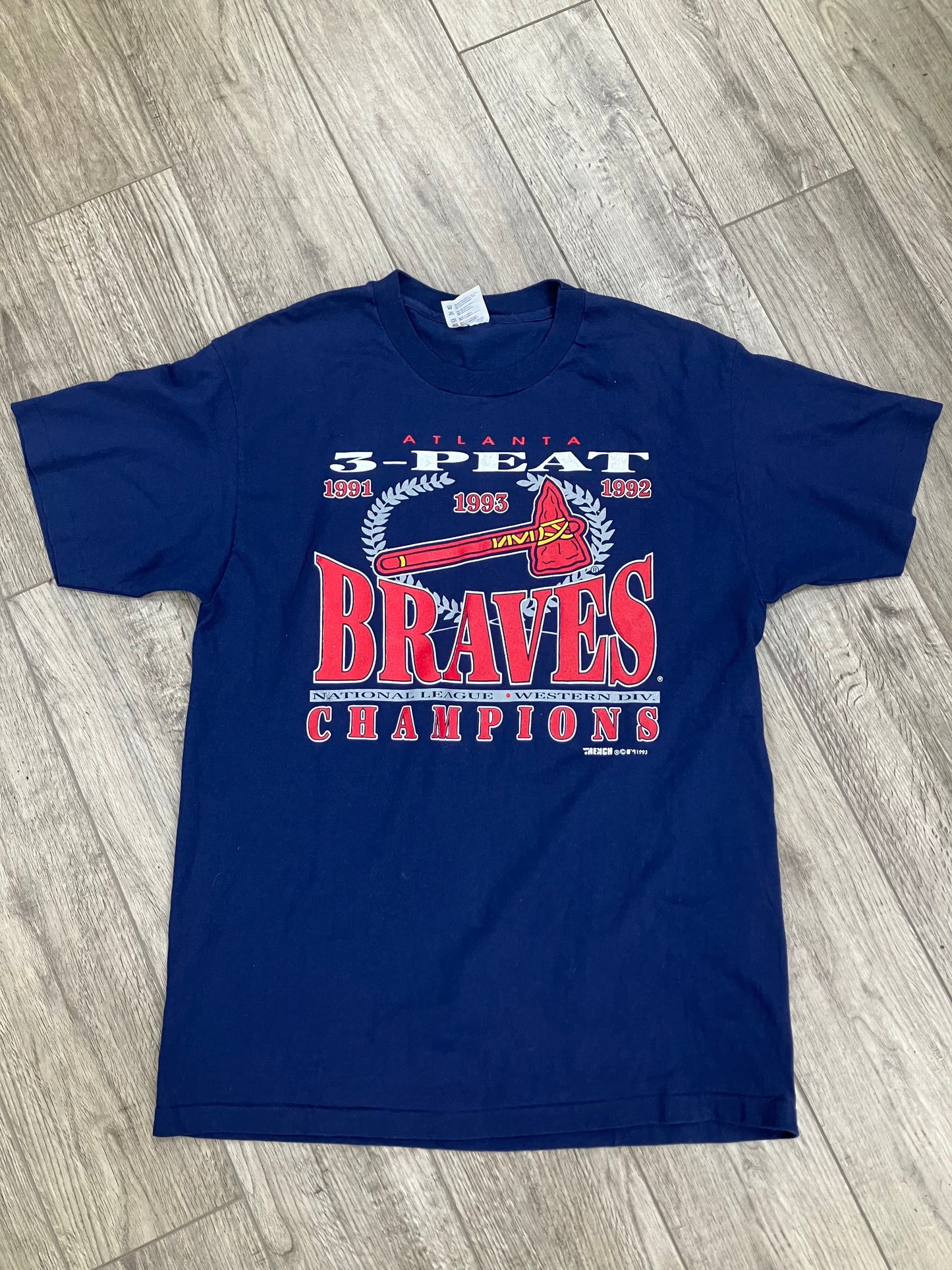 L-Braves 3-peat champions tee