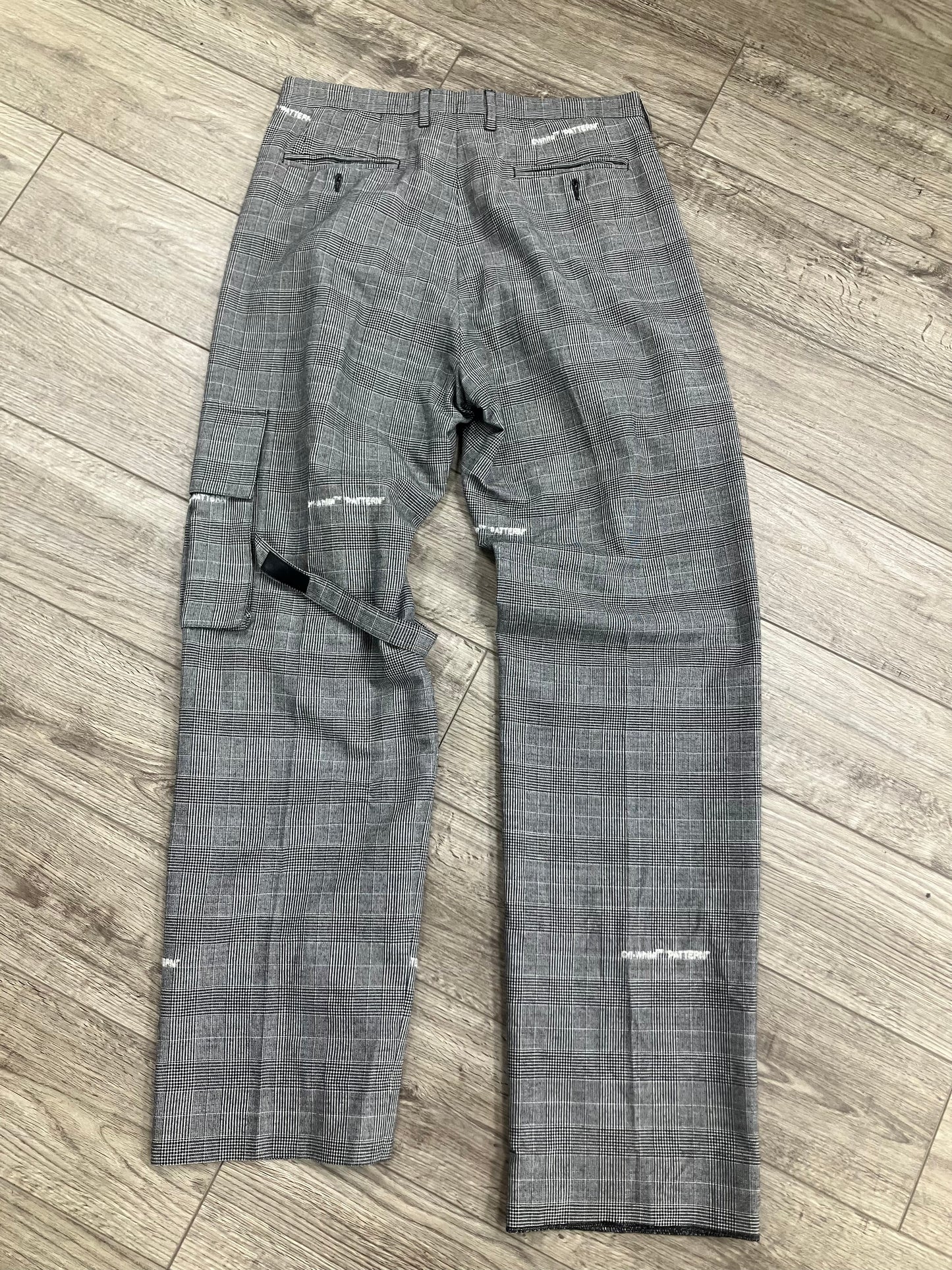 30-Off-White Tailored Strap Cargos